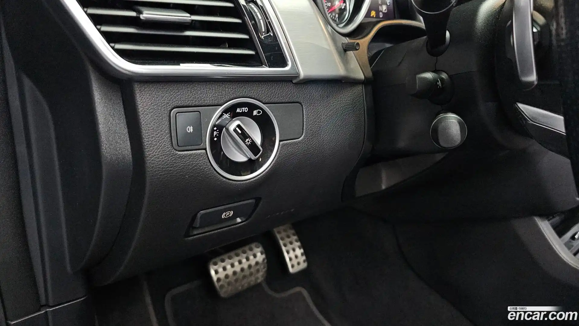 GLE-Class Mercedes-Benz 2017.4-OPTION-021