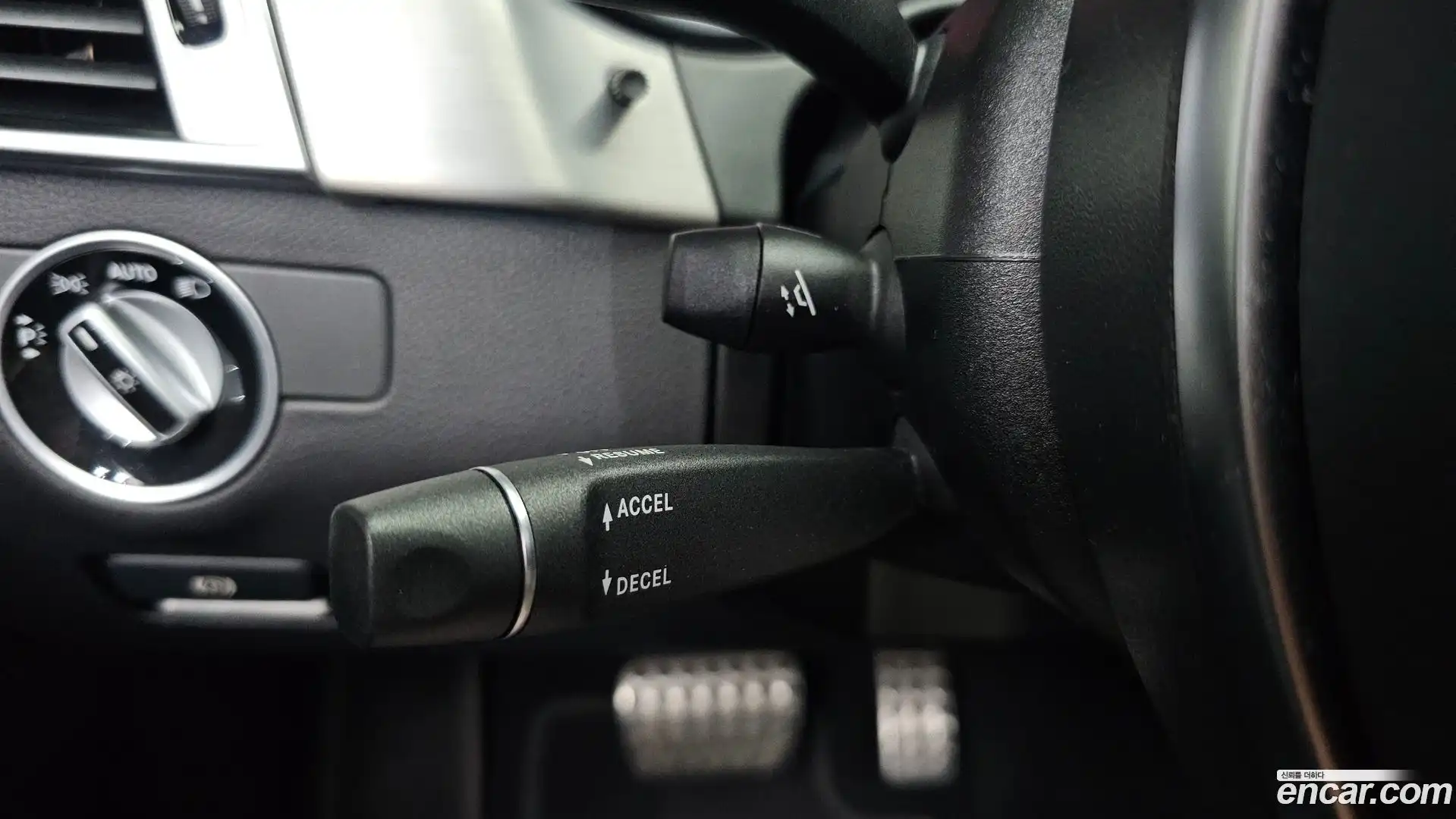 GLE-Class Mercedes-Benz 2017.4-OPTION-042