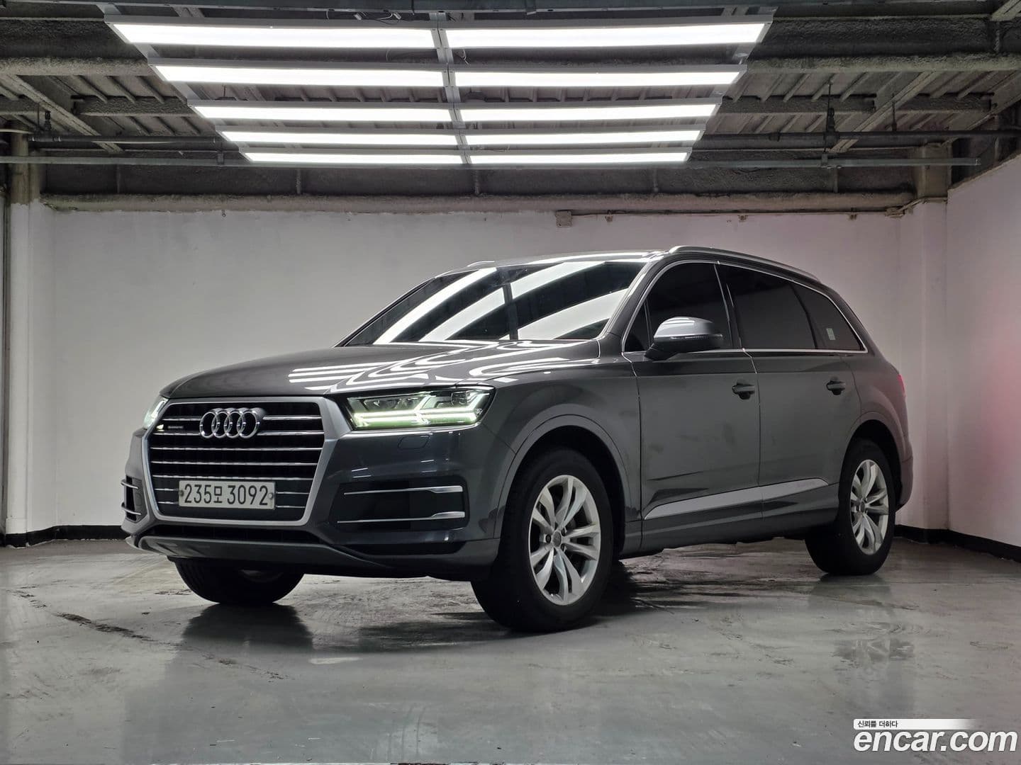 Main__Slider__Photo:Q7 Audi 2019.8-0