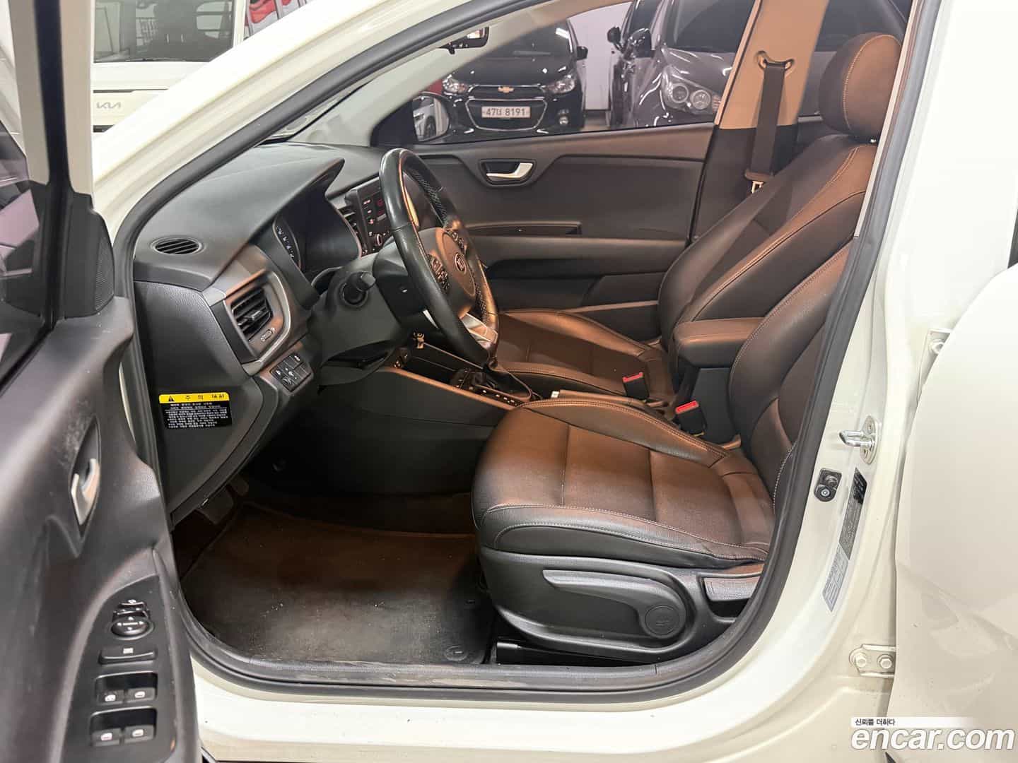 Stonic Kia 2018.5-OUTER-006