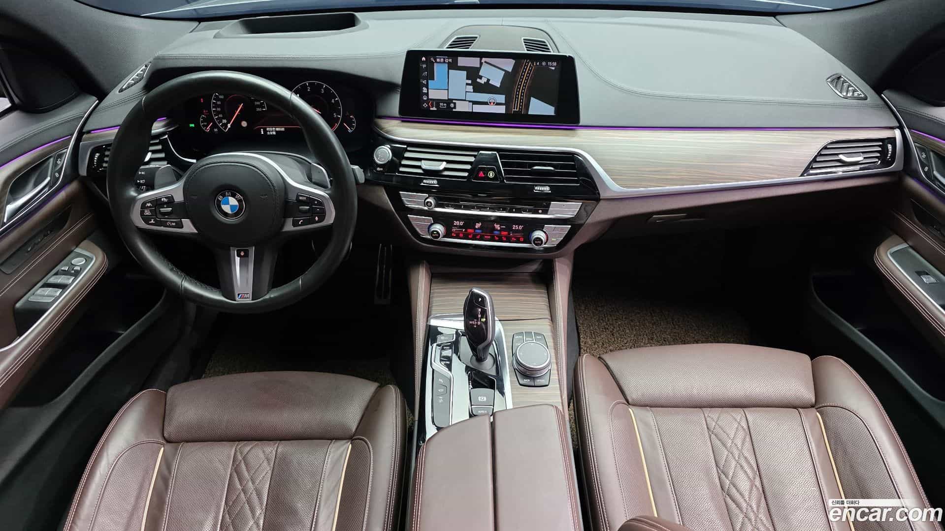 Gran Turismo BMW 2019.7-INNER-007