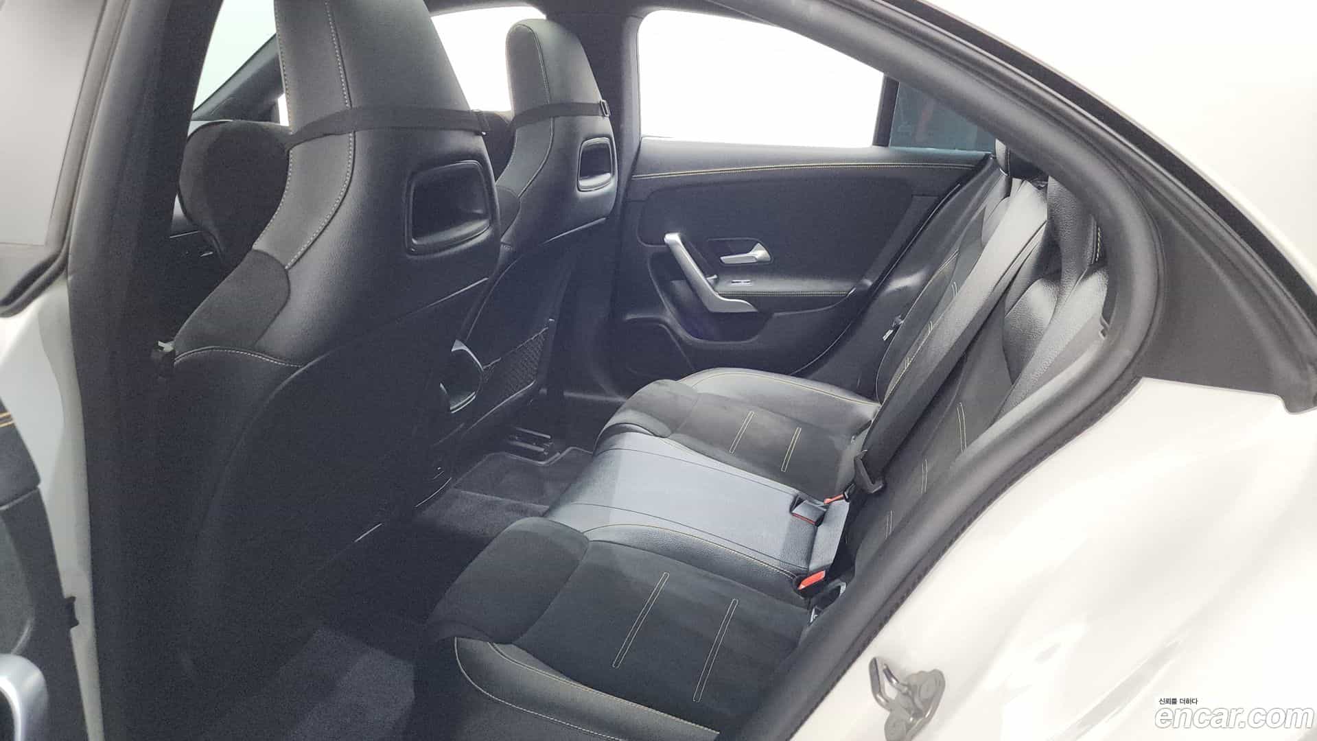 CLA-Class Mercedes-Benz 2021.9-OPTION-023