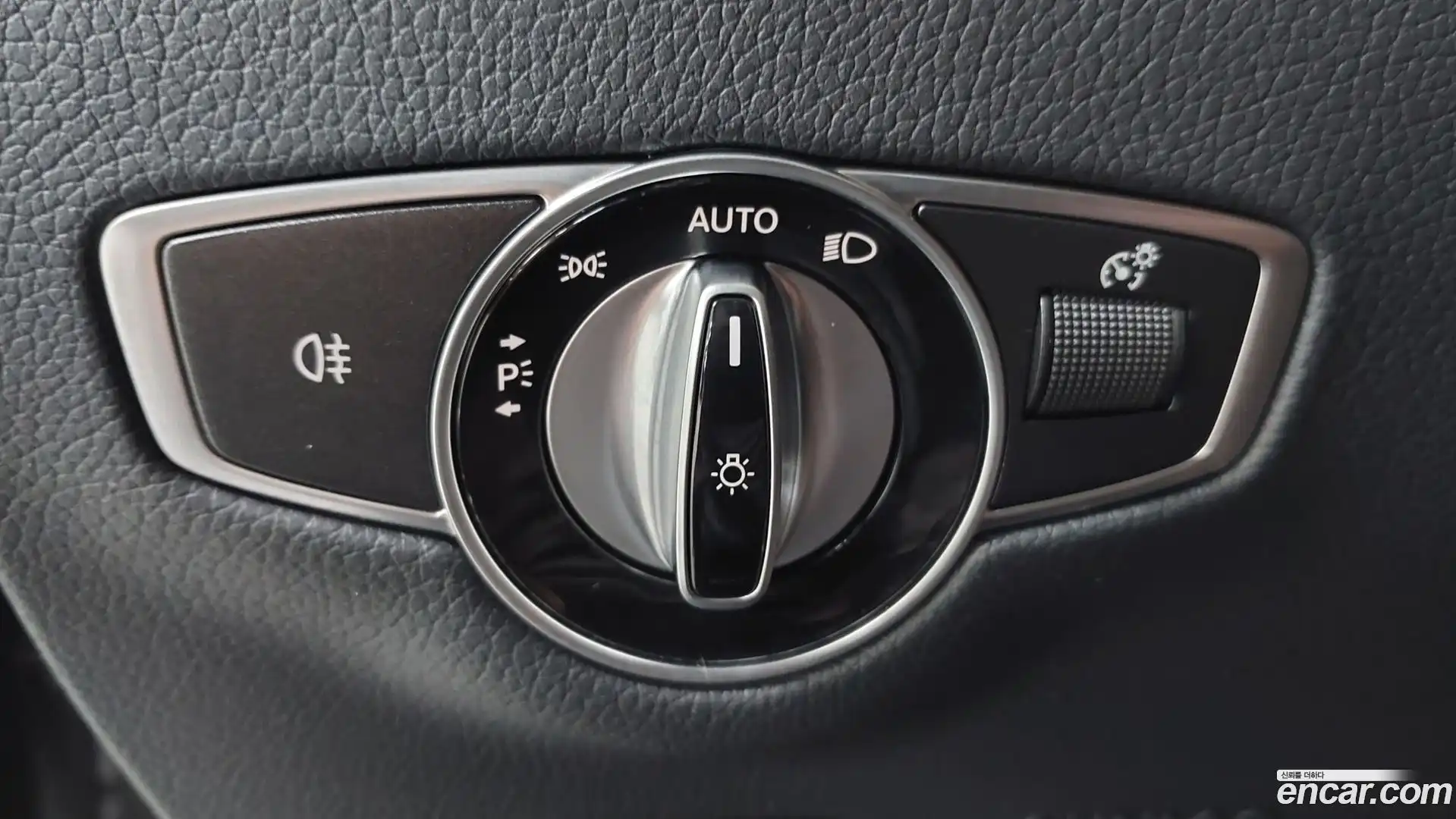 CLS-Class Mercedes-Benz 2022.11-OPTION-023