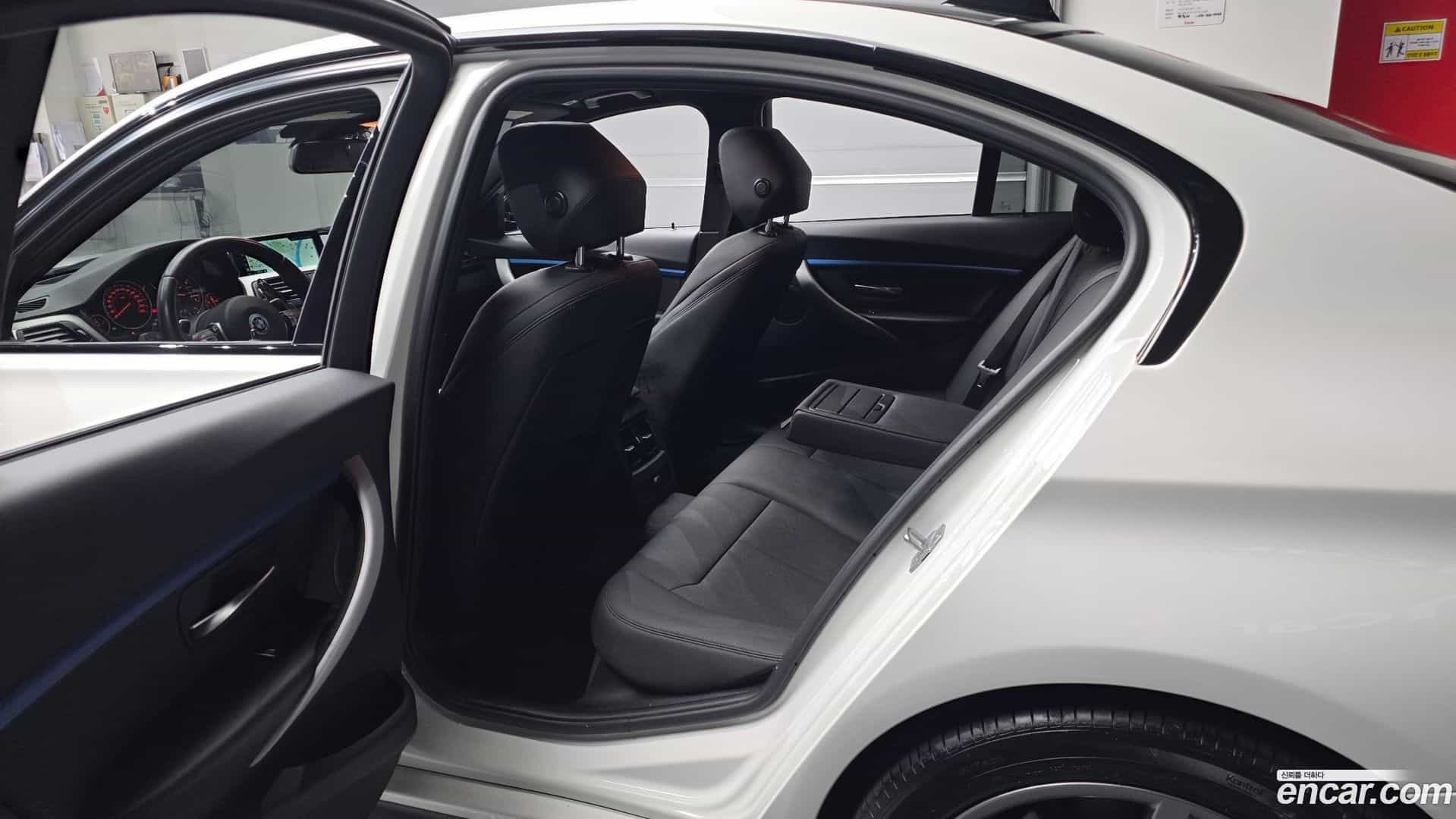 3-Series BMW 2017.5-OPTION-015