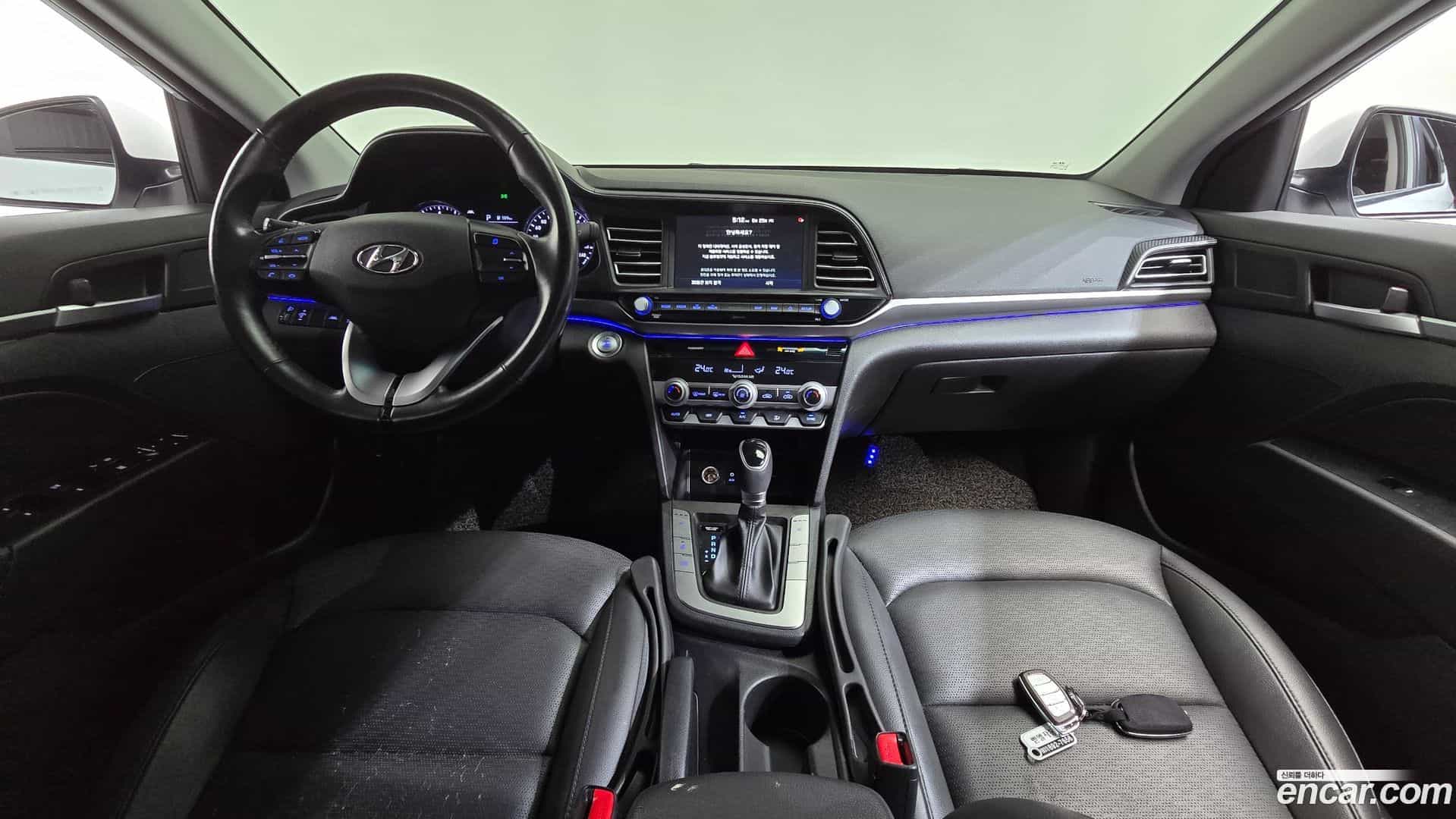 AVANTE Hyundai 2019.3-INNER-007