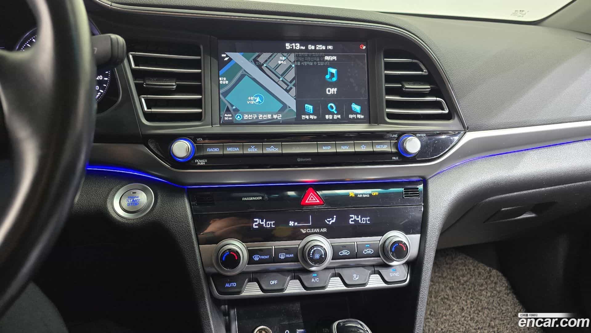 AVANTE Hyundai 2019.3-OPTION-016