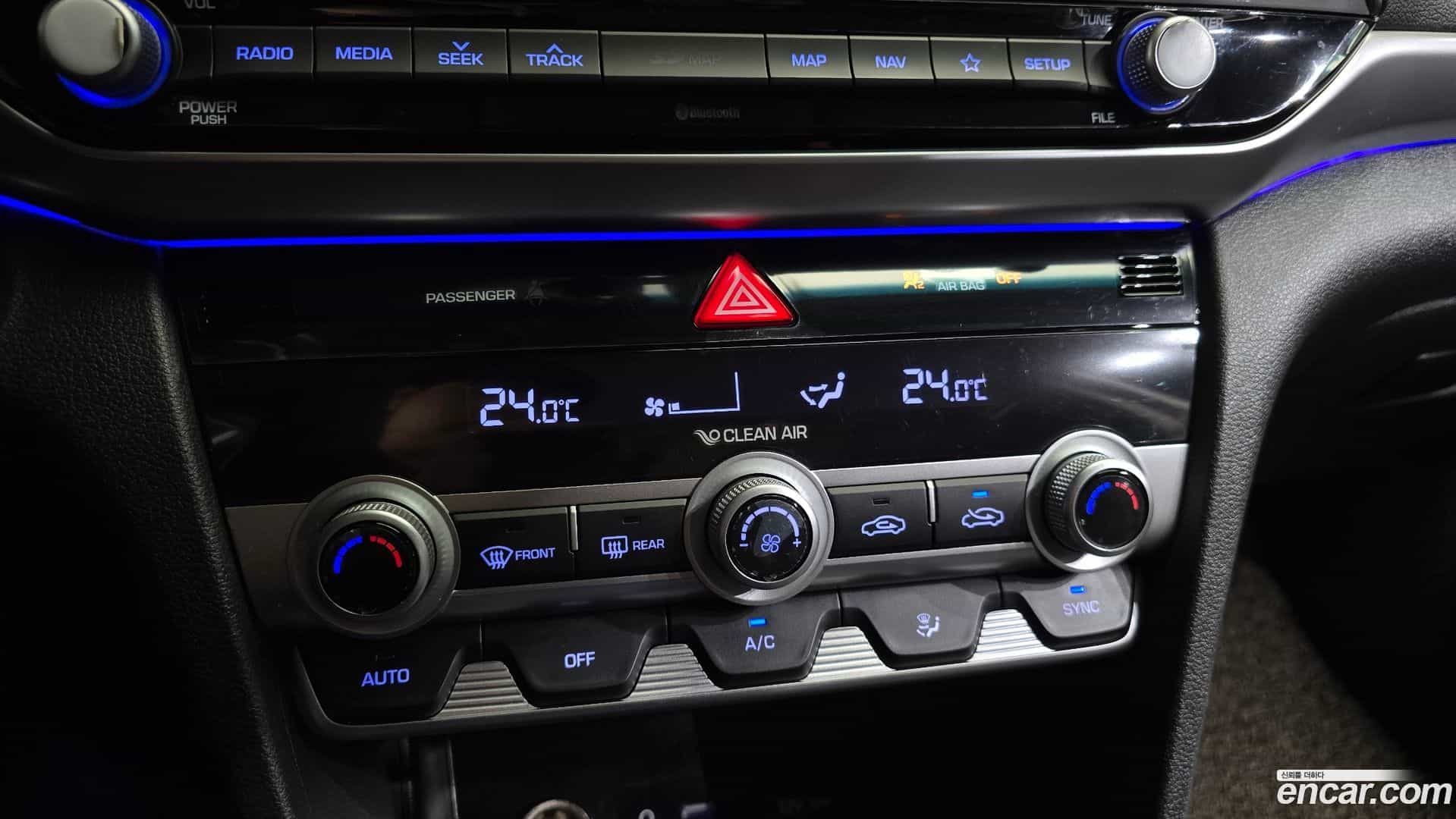 AVANTE Hyundai 2019.3-OPTION-042