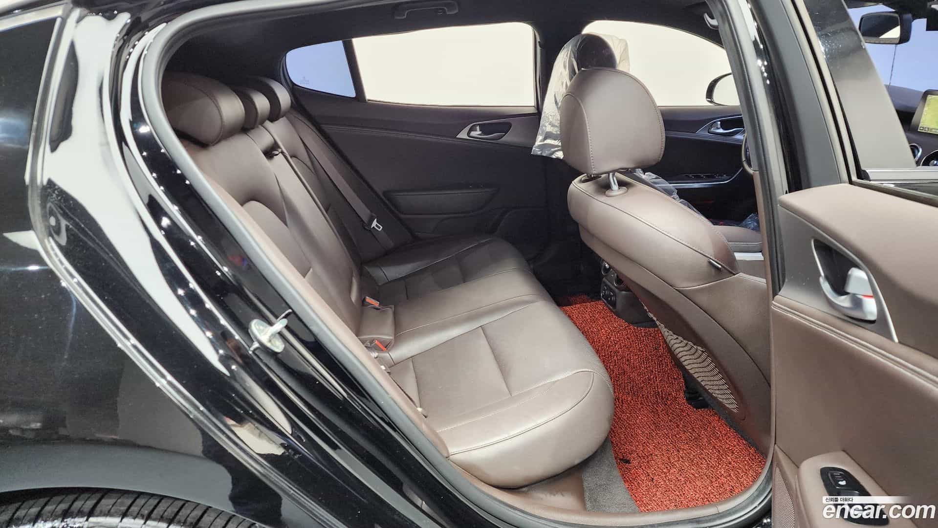 Stinger Kia 2018.9-OPTION-015