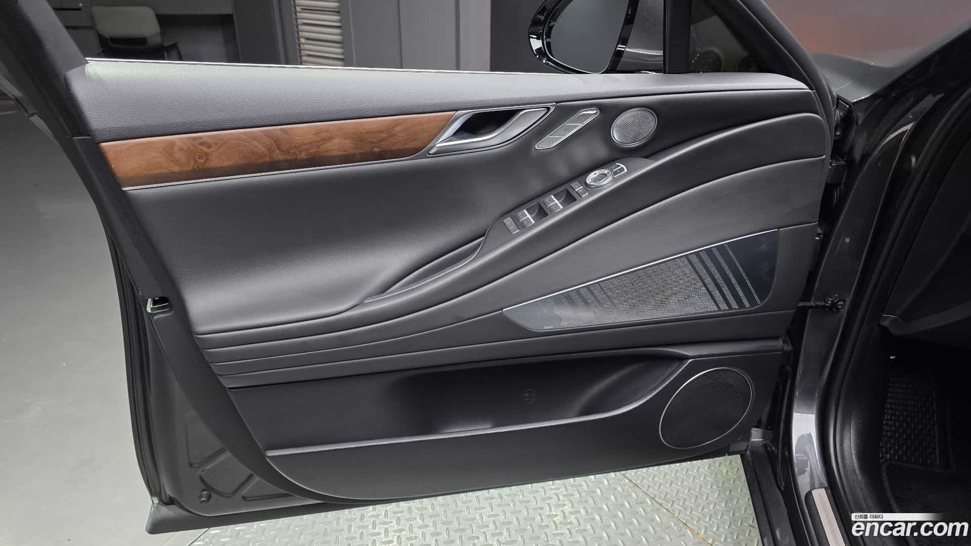 G80 Genesis 2020.6-INNER-034