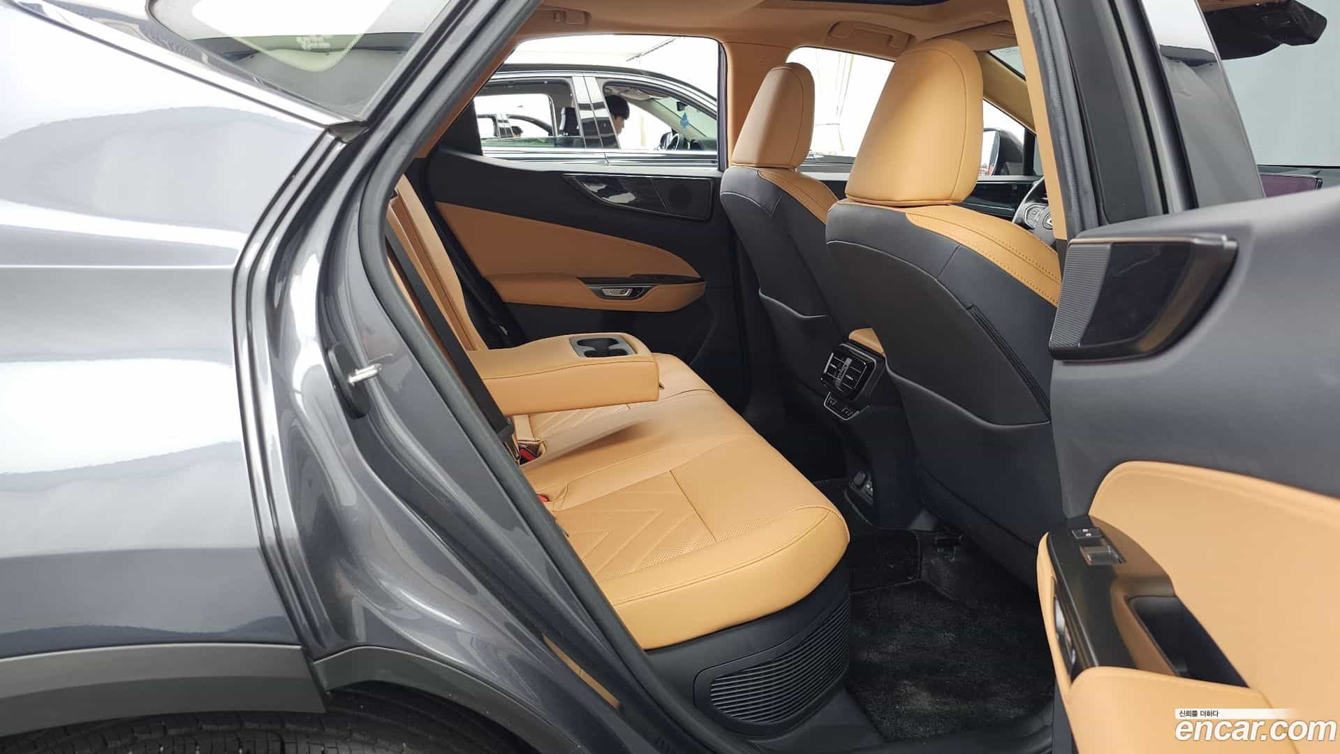 NX Lexus 2023.8-OPTION-016