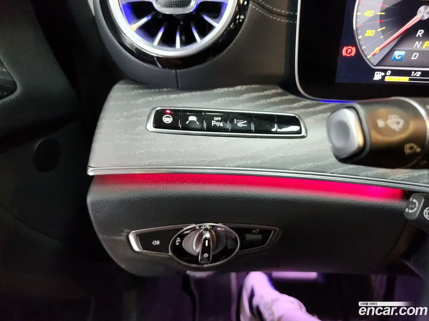 CLS-Class Mercedes-Benz 2019.8-INNER-008