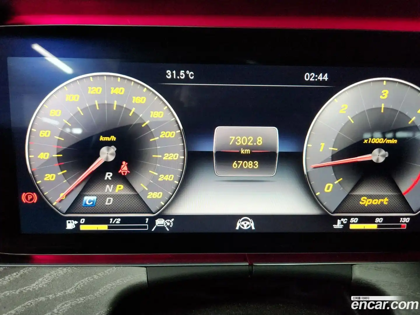 CLS-Class Mercedes-Benz 2019.8-INNER-010