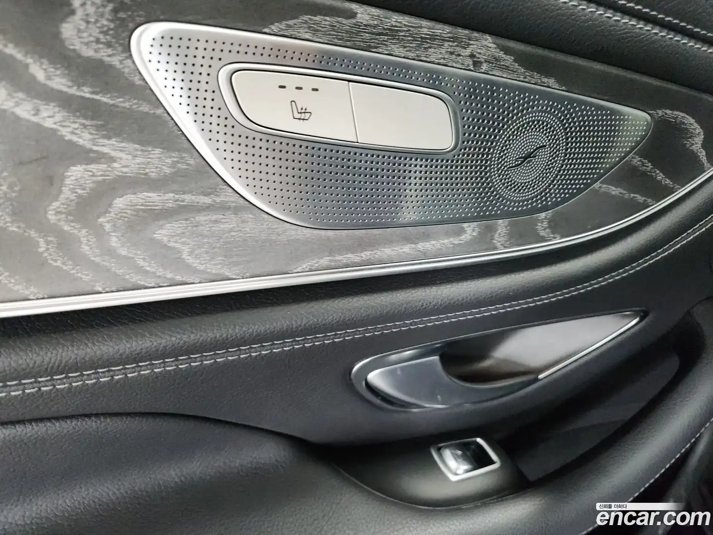 CLS-Class Mercedes-Benz 2019.8-OPTION-019