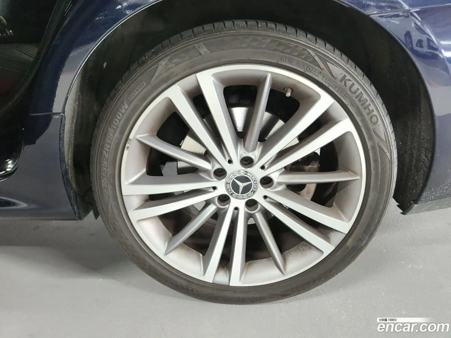 CLS-Class Mercedes-Benz 2019.8-OPTION-023
