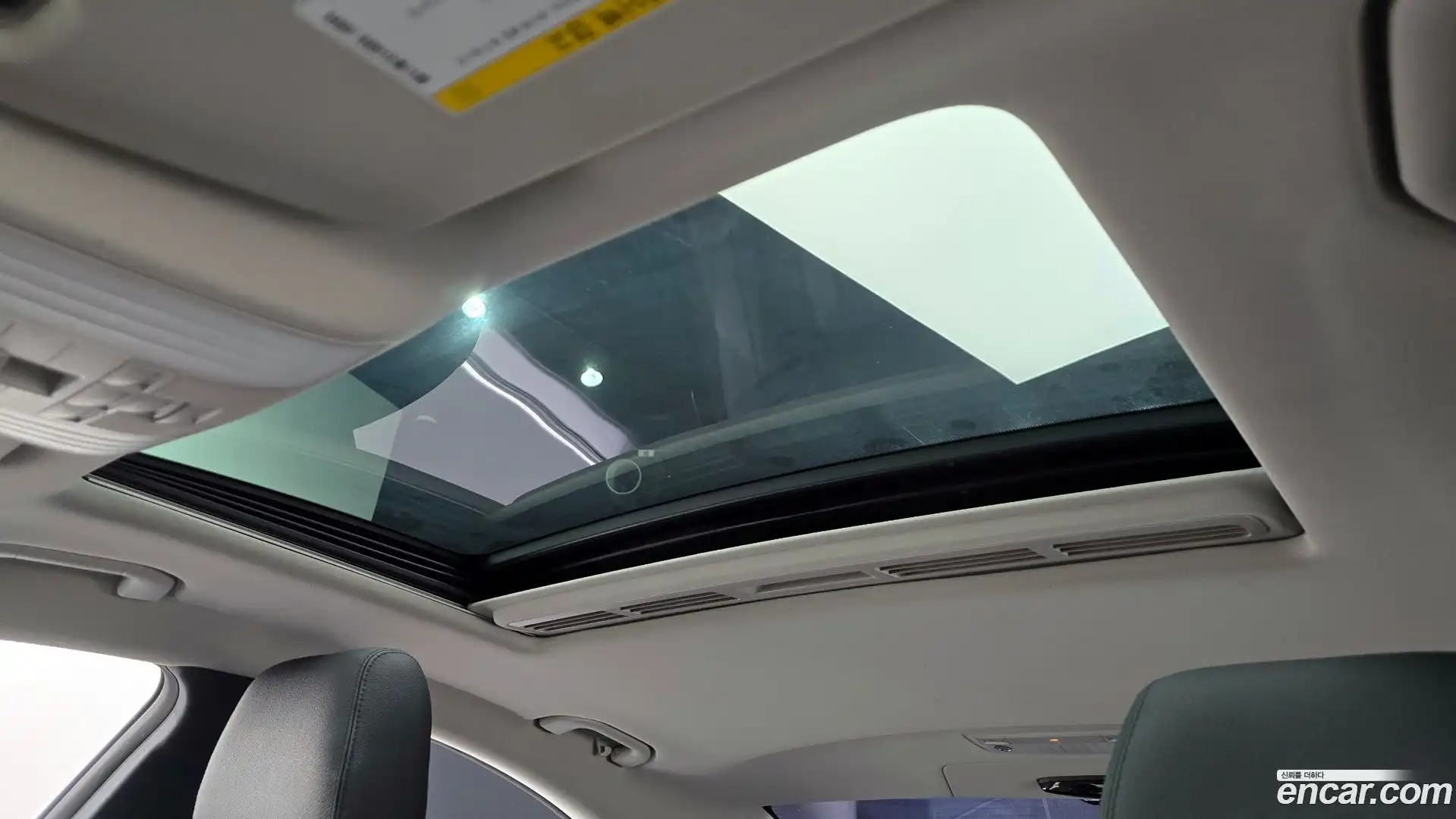 CLS-Class Mercedes-Benz 2015.8-OPTION-022