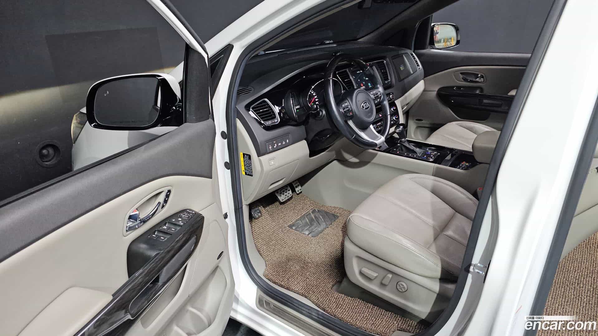 Canival Kia 2016.2-INNER-010