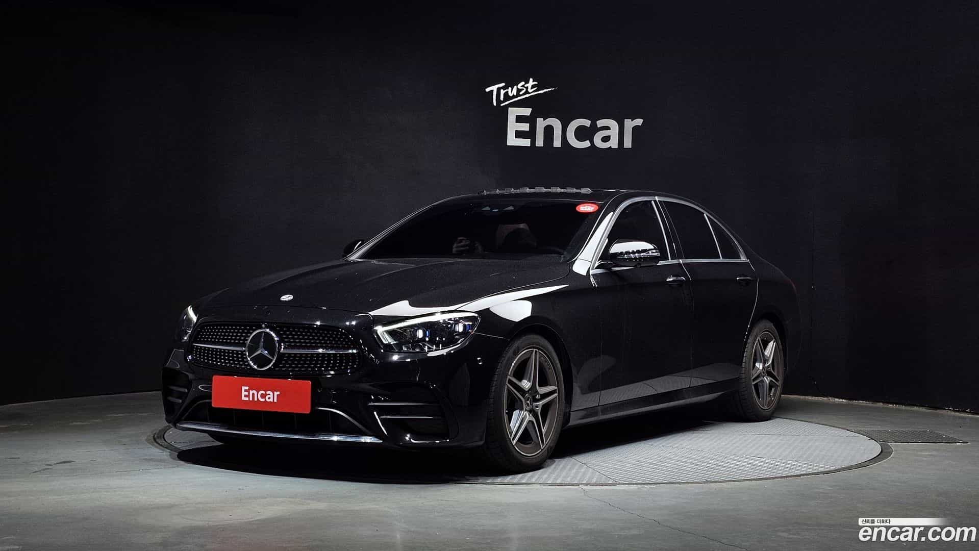 E-Class Mercedes-Benz 2023.8-OUTER-001