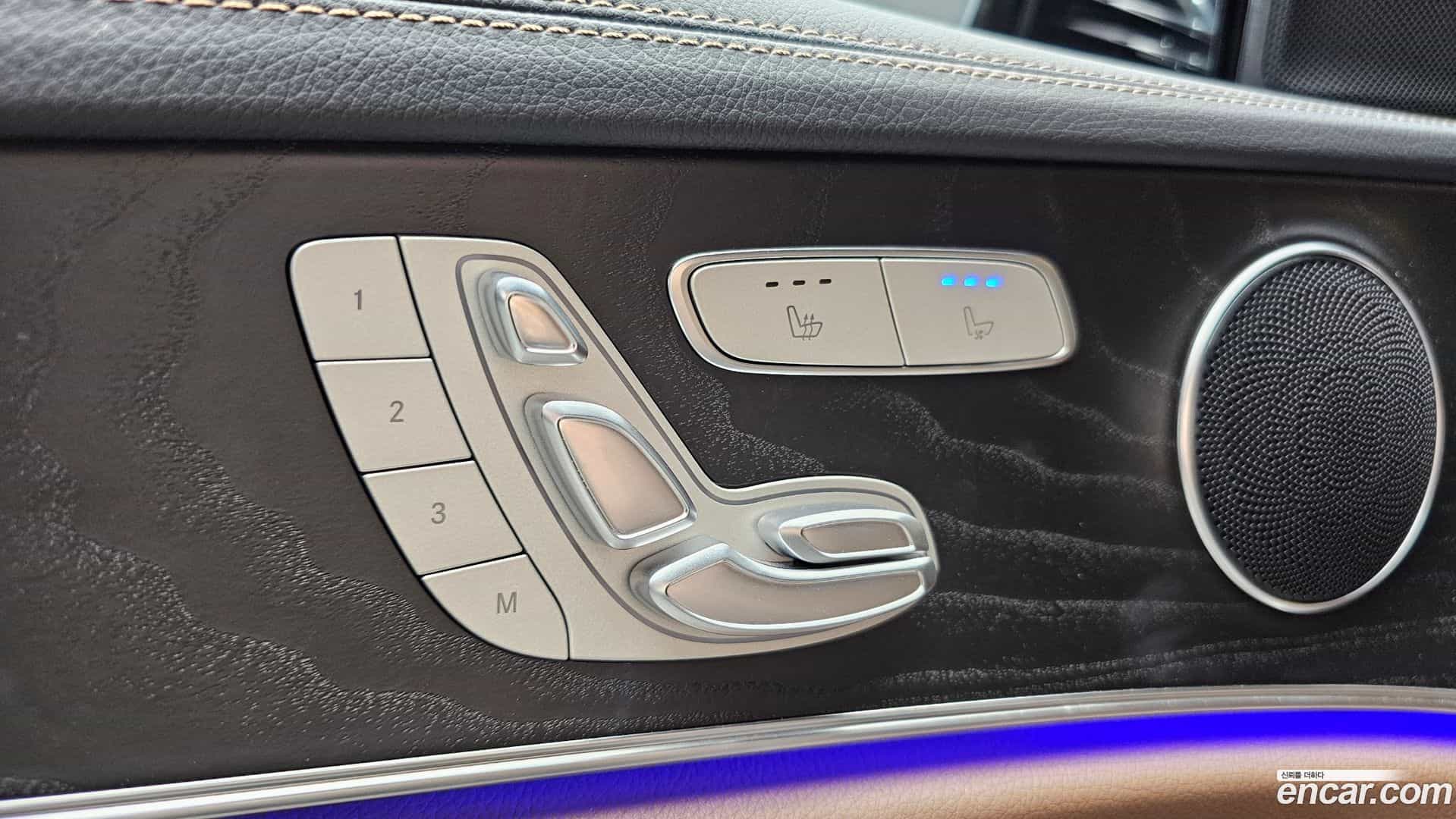 E-Class Mercedes-Benz 2023.8-OPTION-041