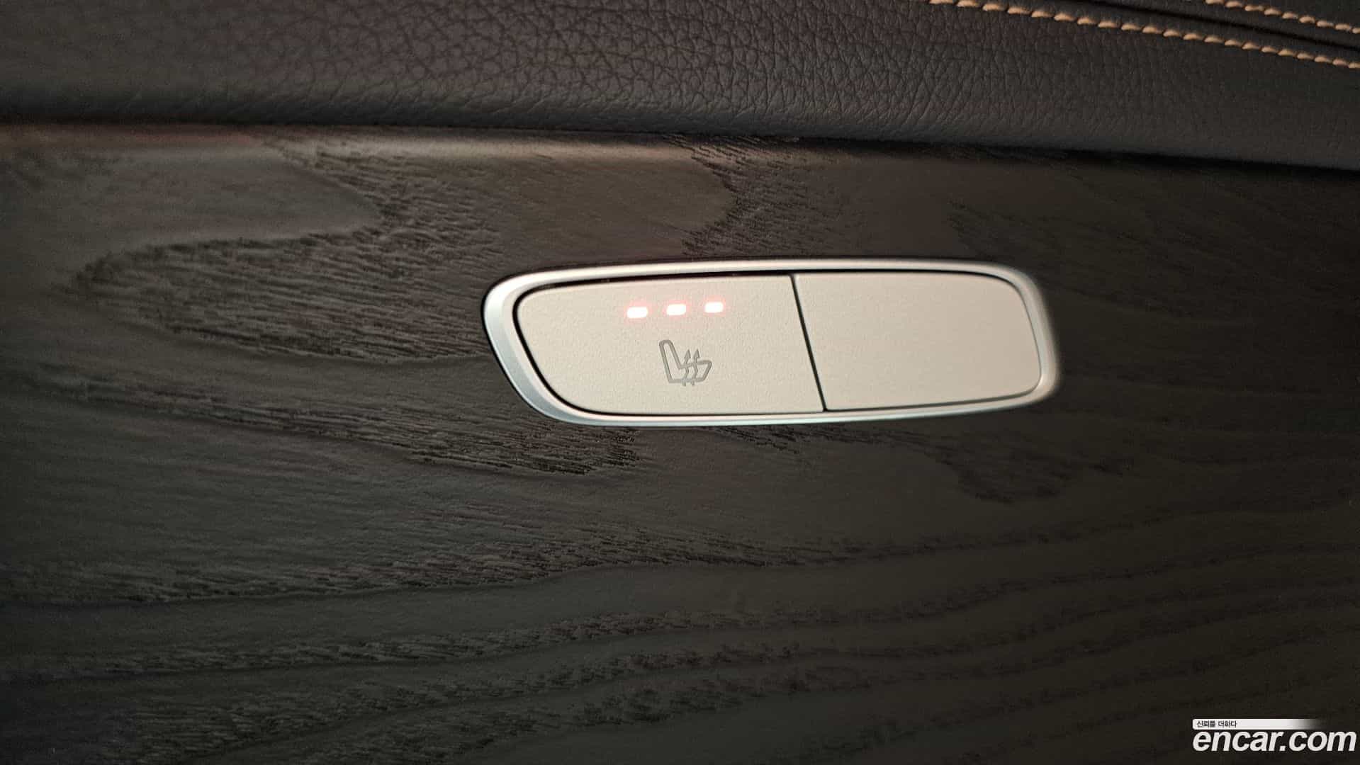 E-Class Mercedes-Benz 2023.8-OPTION-044