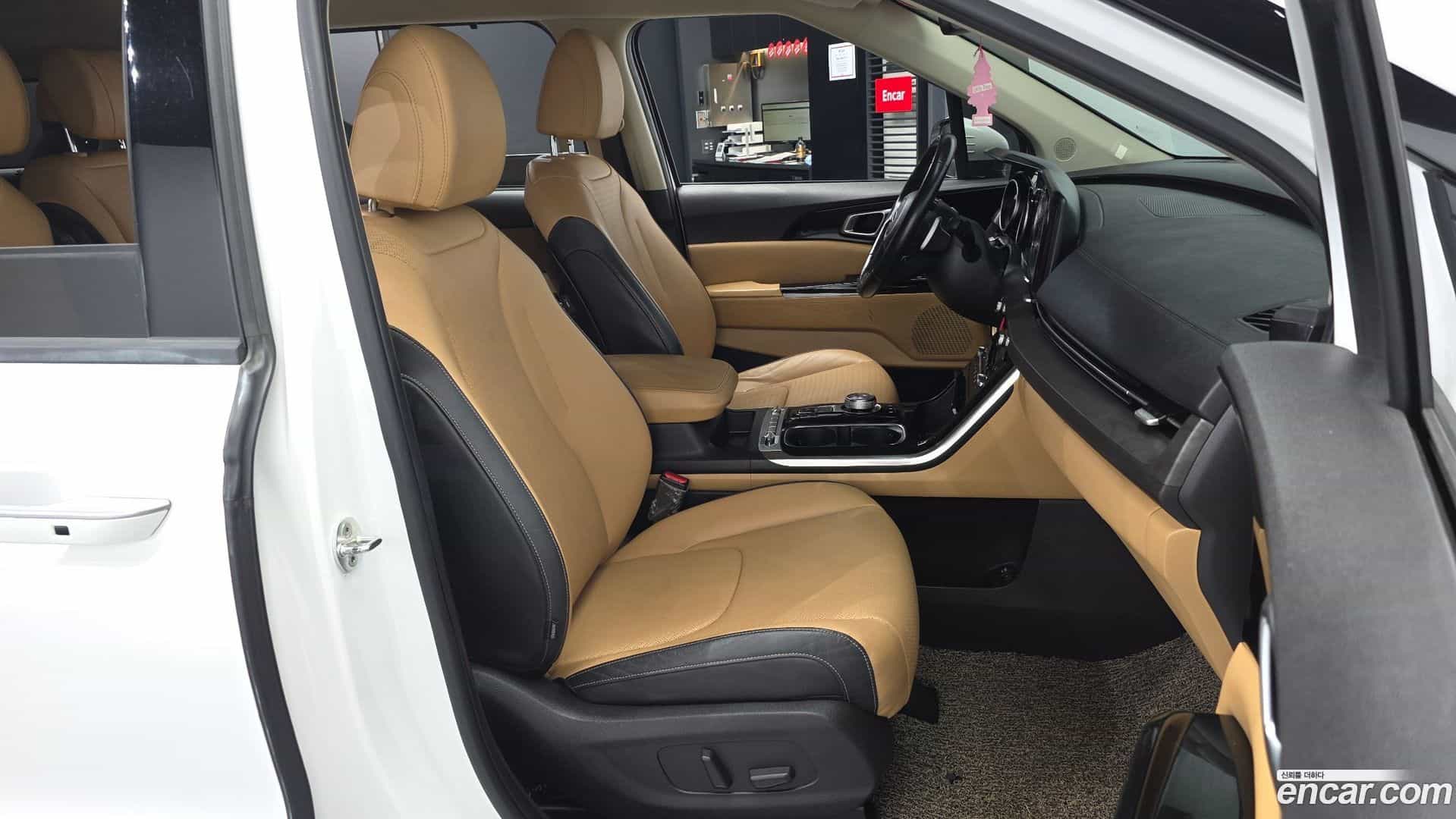 Canival Kia 2021.6-OPTION-015