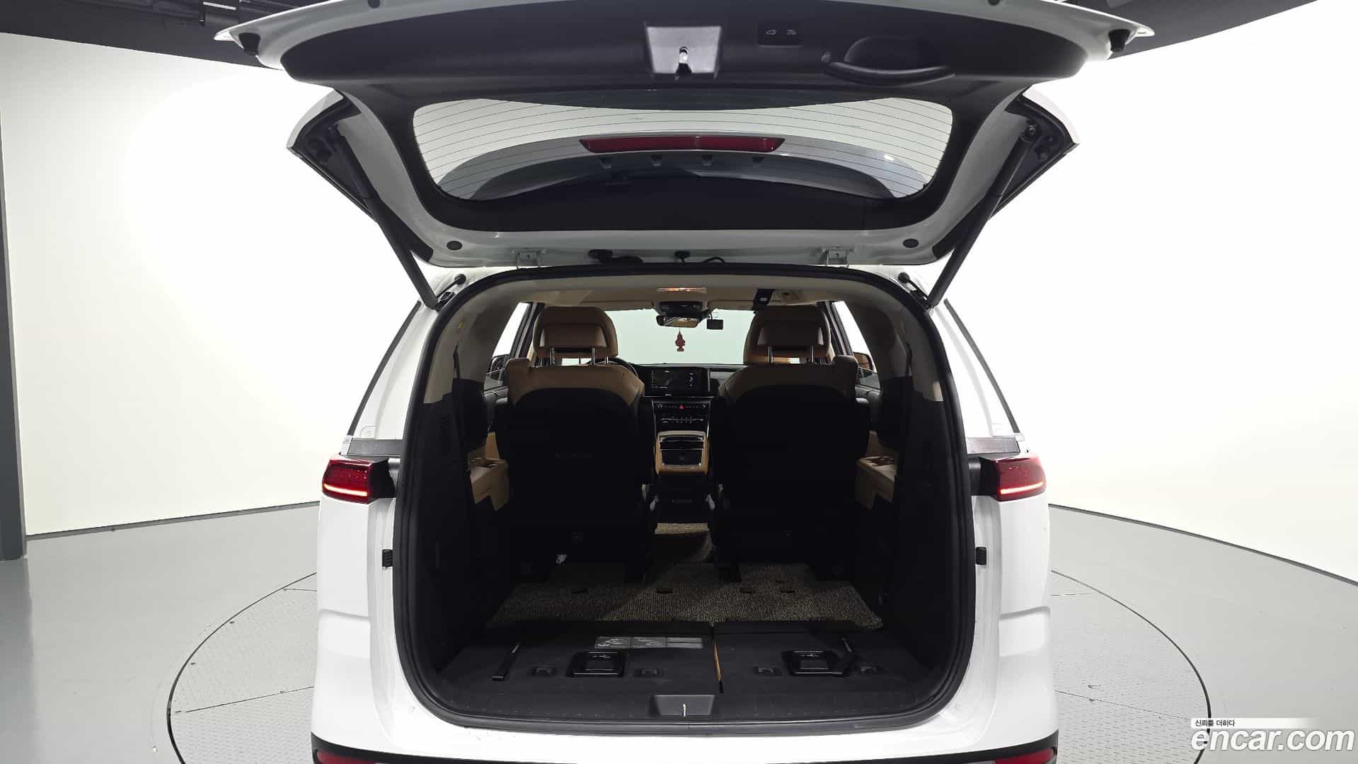Canival Kia 2021.6-OPTION-024