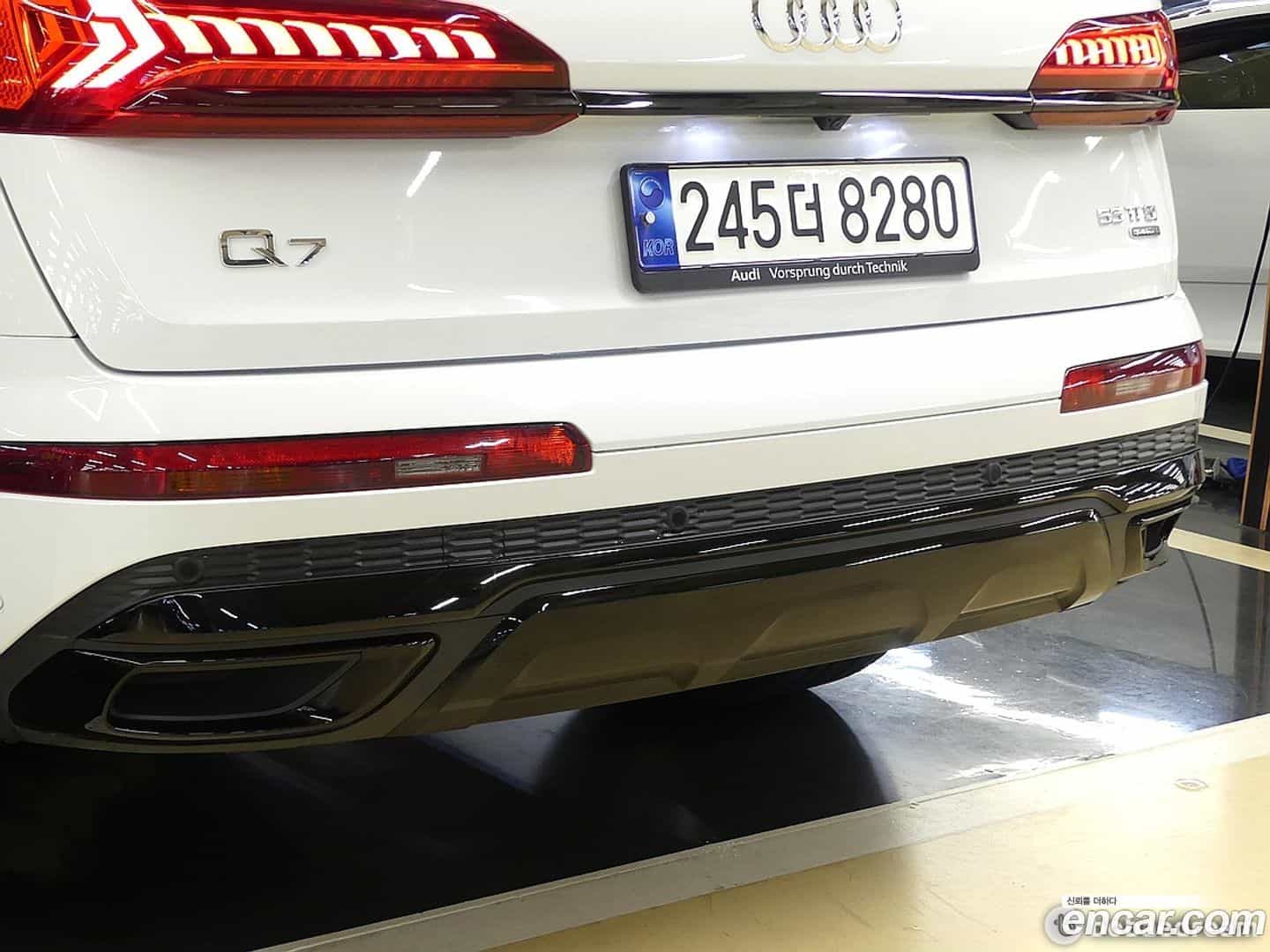 Q7 Audi 2023.4-OPTION-015