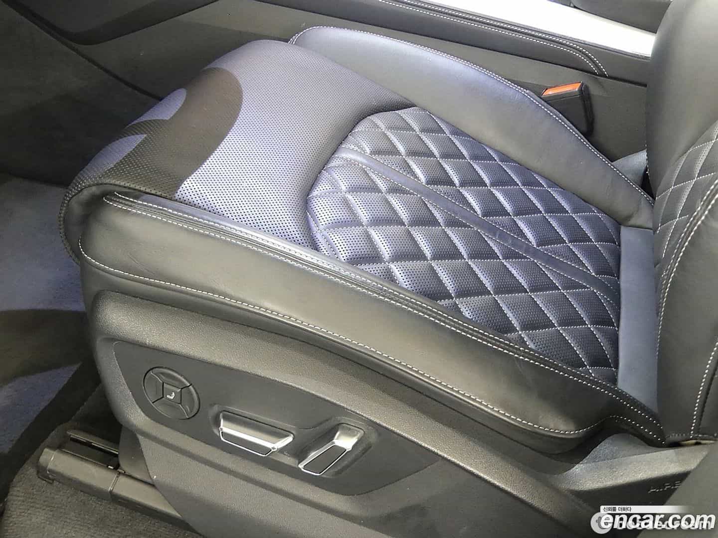 Q7 Audi 2023.4-OPTION-017