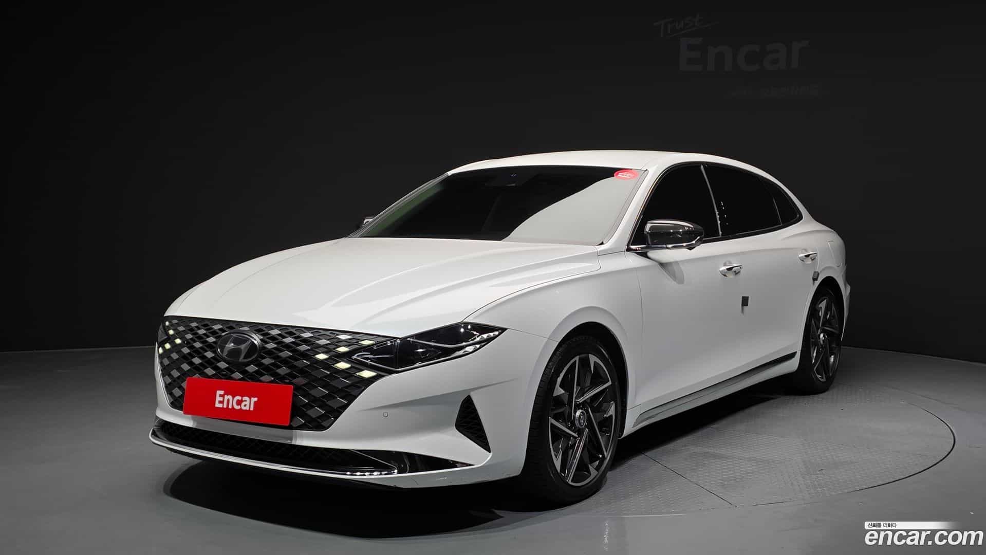 Grandeur Hyundai 2022.4-OUTER-001