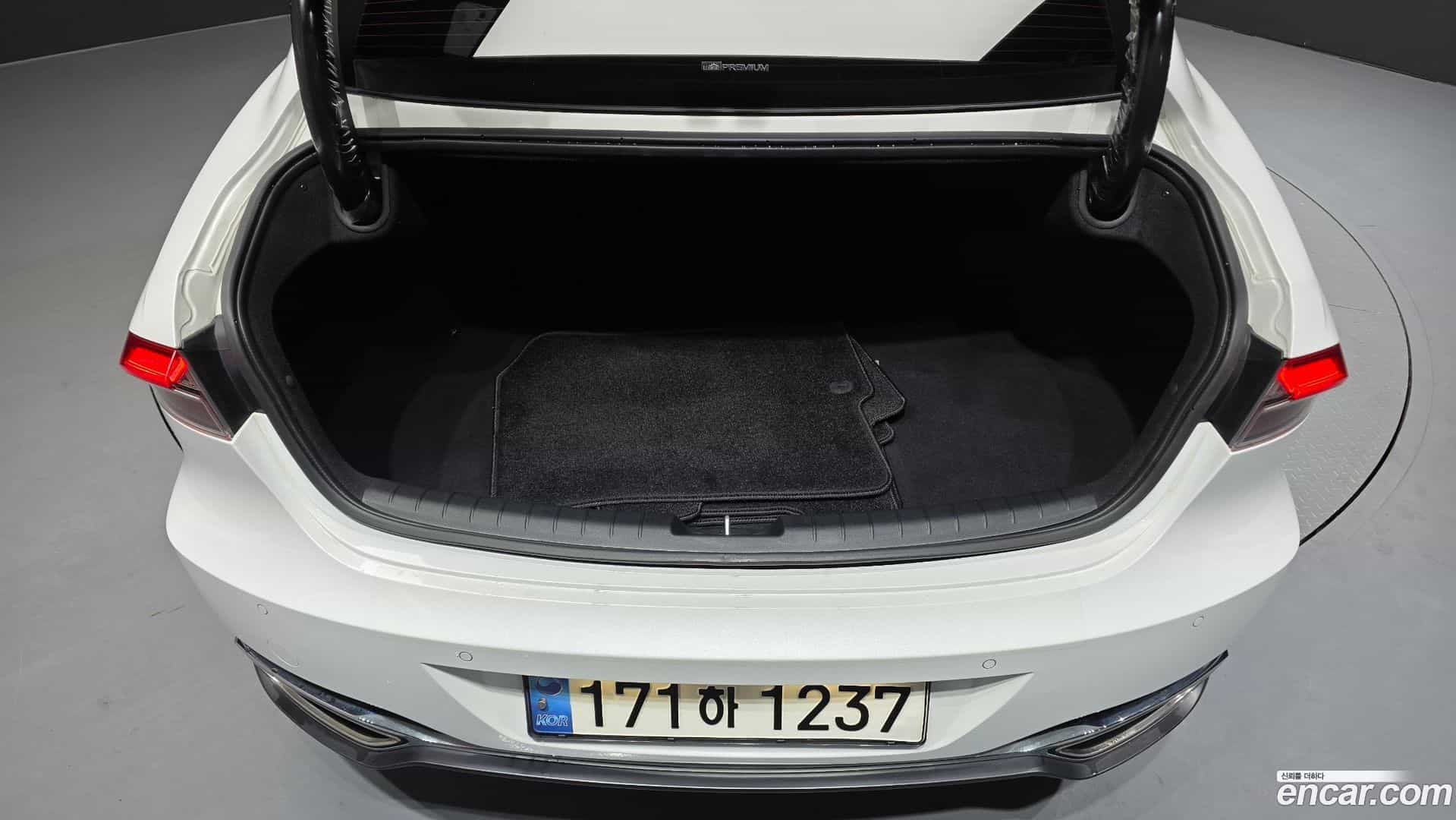 Grandeur Hyundai 2022.4-OPTION-021