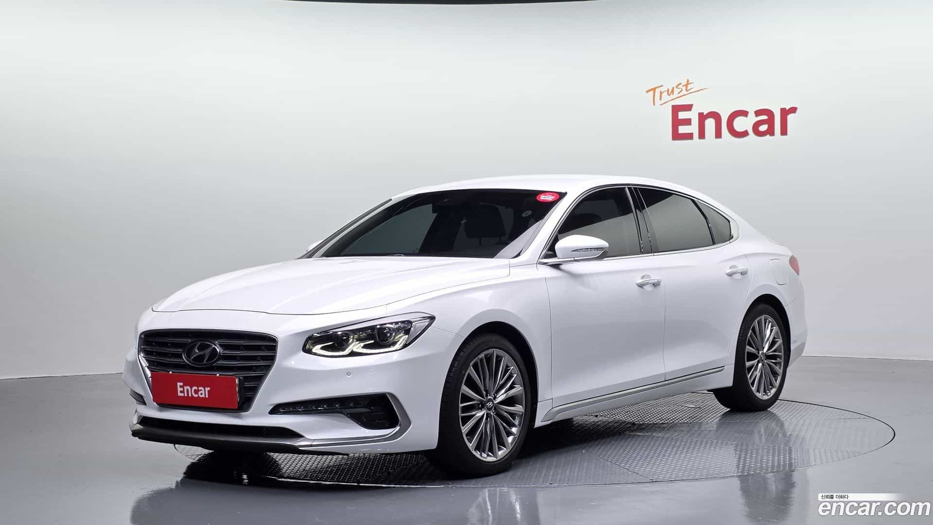 Grandeur Hyundai 2018.0-OUTER-001