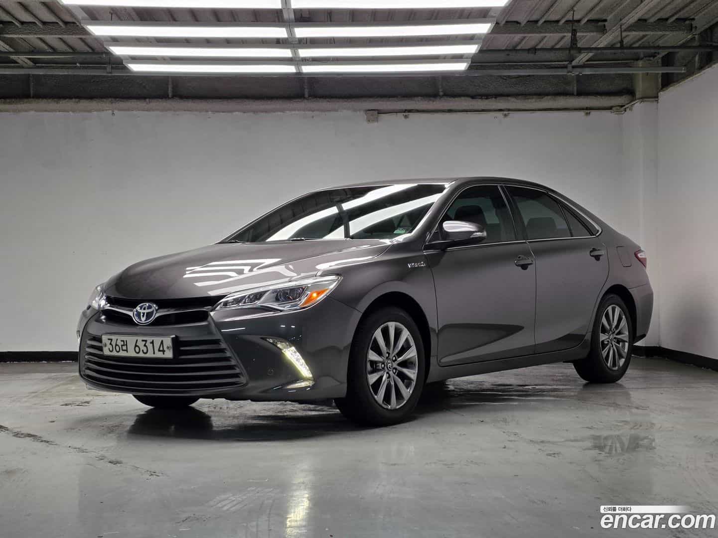 Camry Toyota 2017.4-OUTER-001