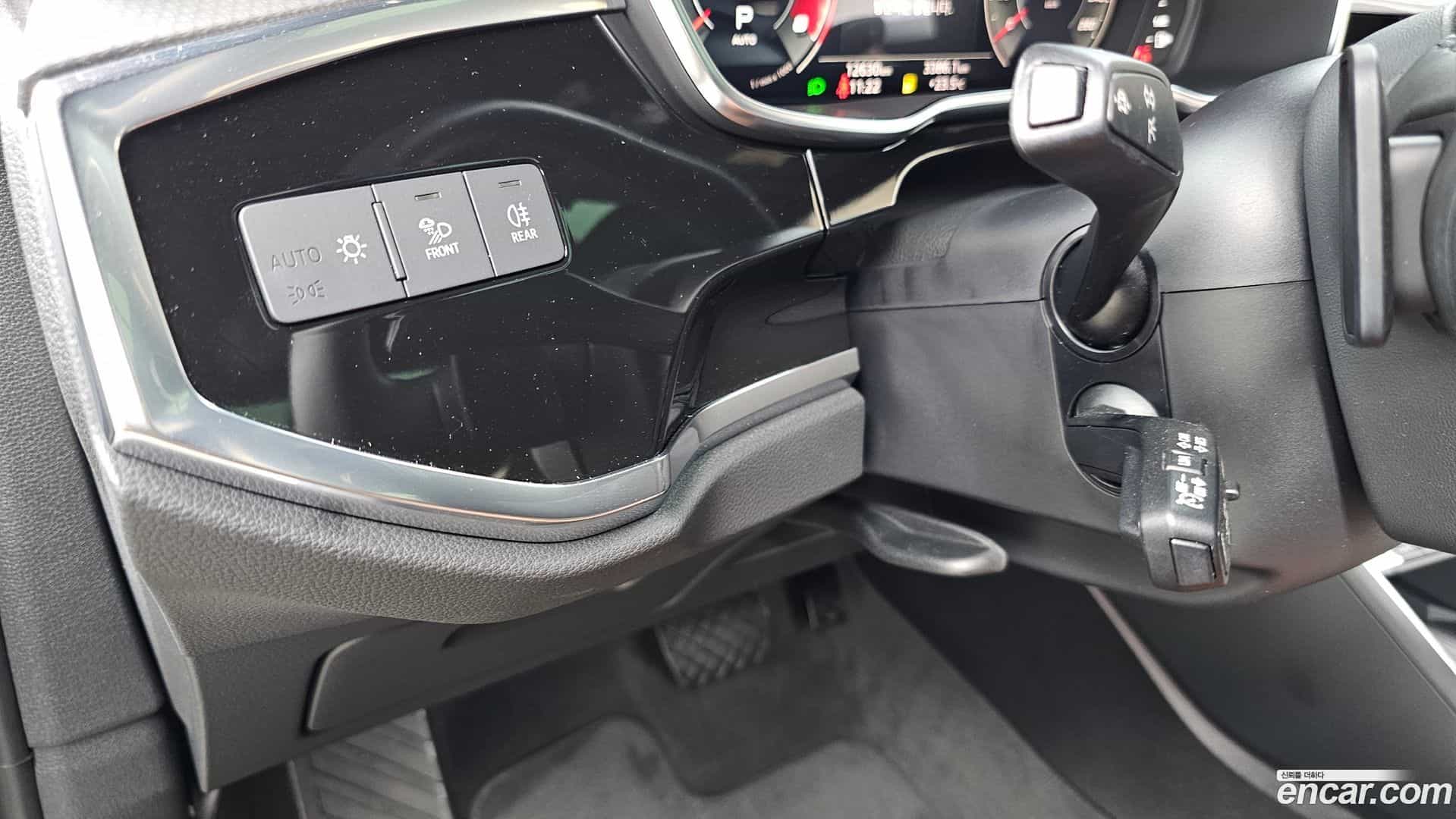 Q3 Audi 2025.7-OPTION-024