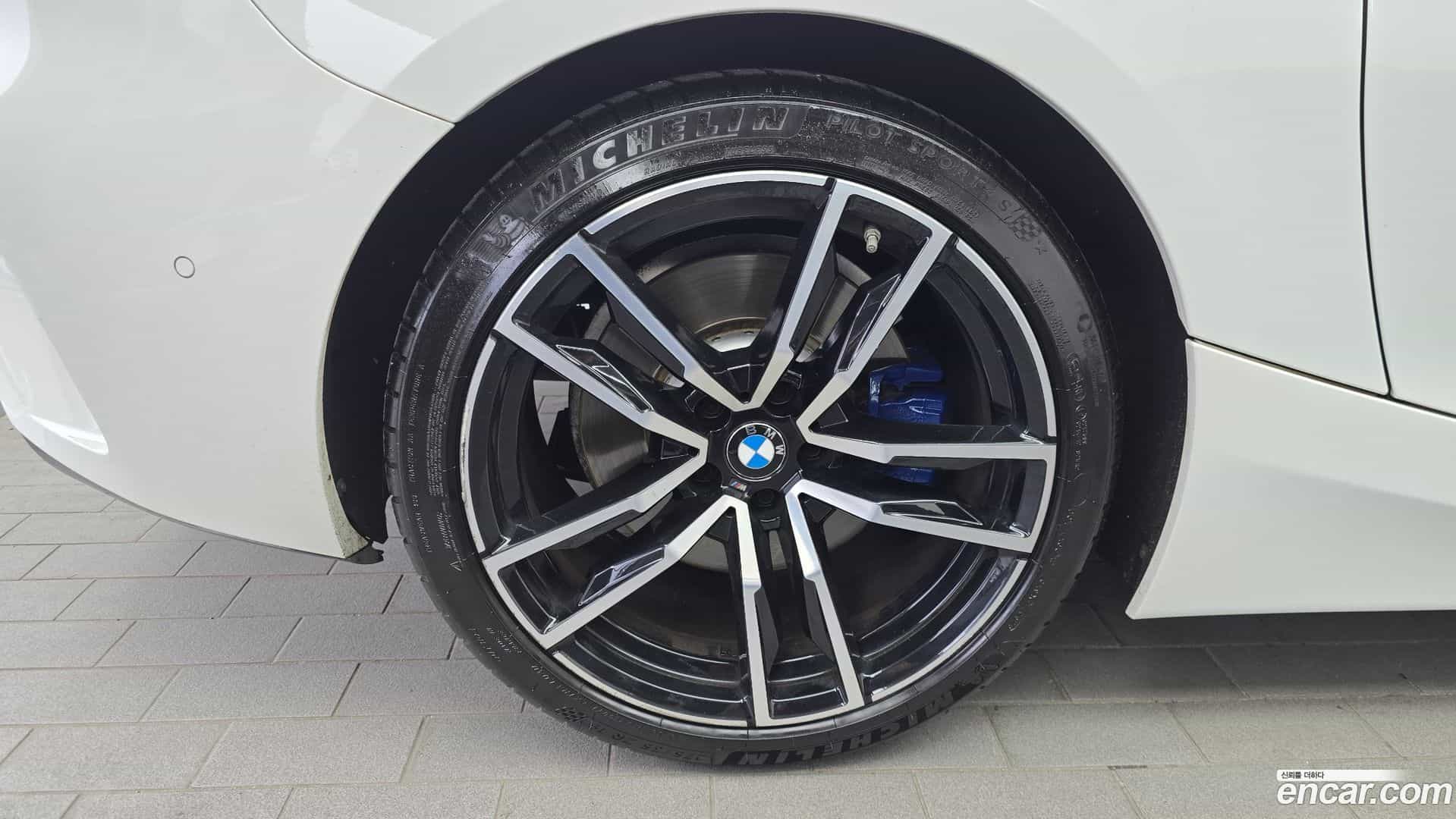 Z4 BMW 2019.6-OUTER-005