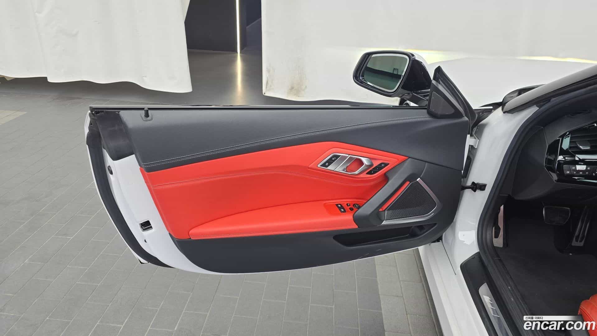 Z4 BMW 2019.6-INNER-035