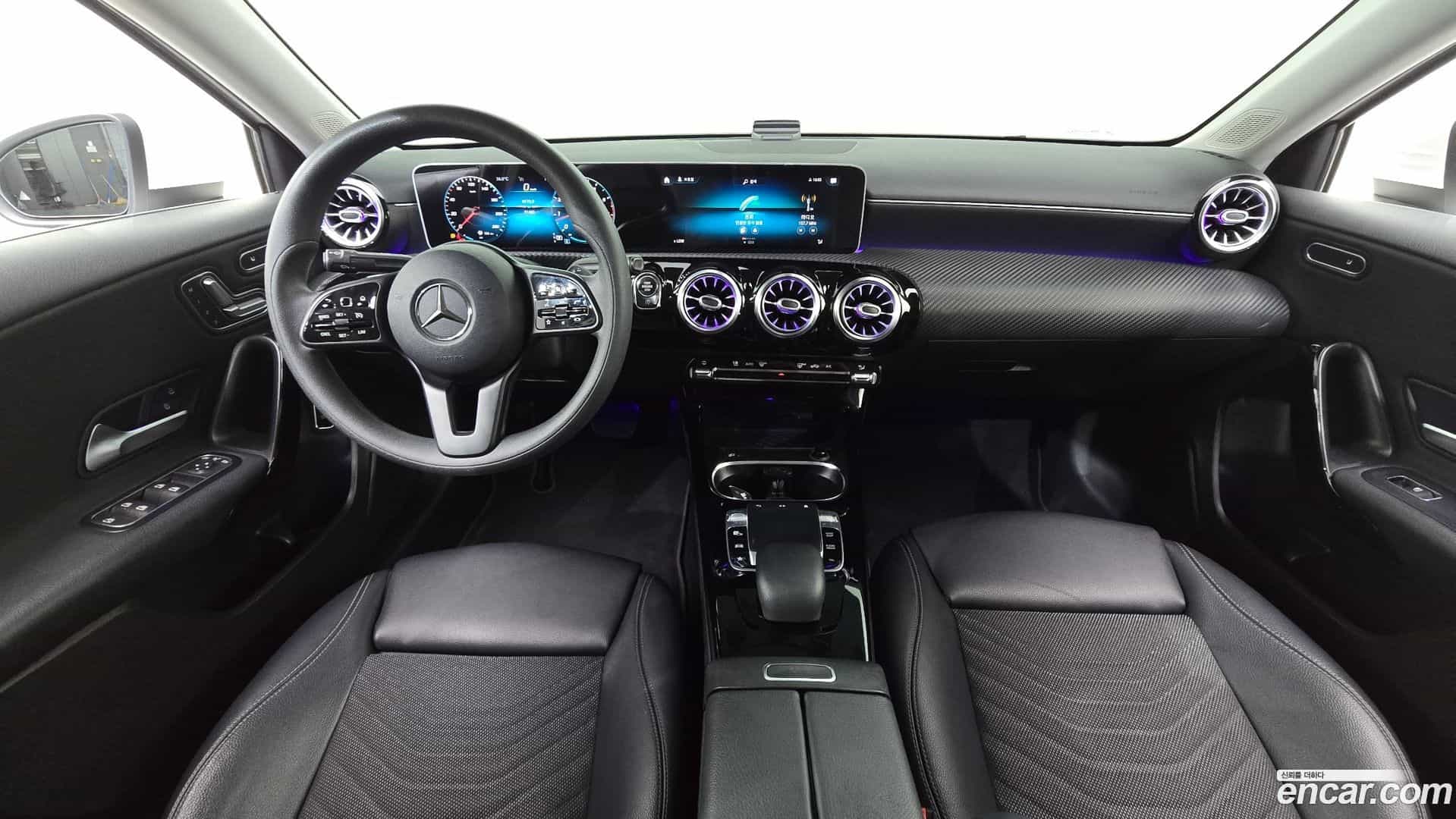 A-Class Mercedes-Benz 2020.2-INNER-007