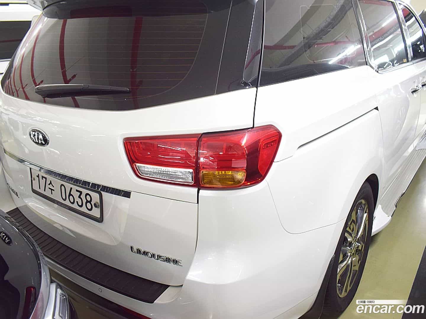 Canival Kia 2015.10-OUTER-002