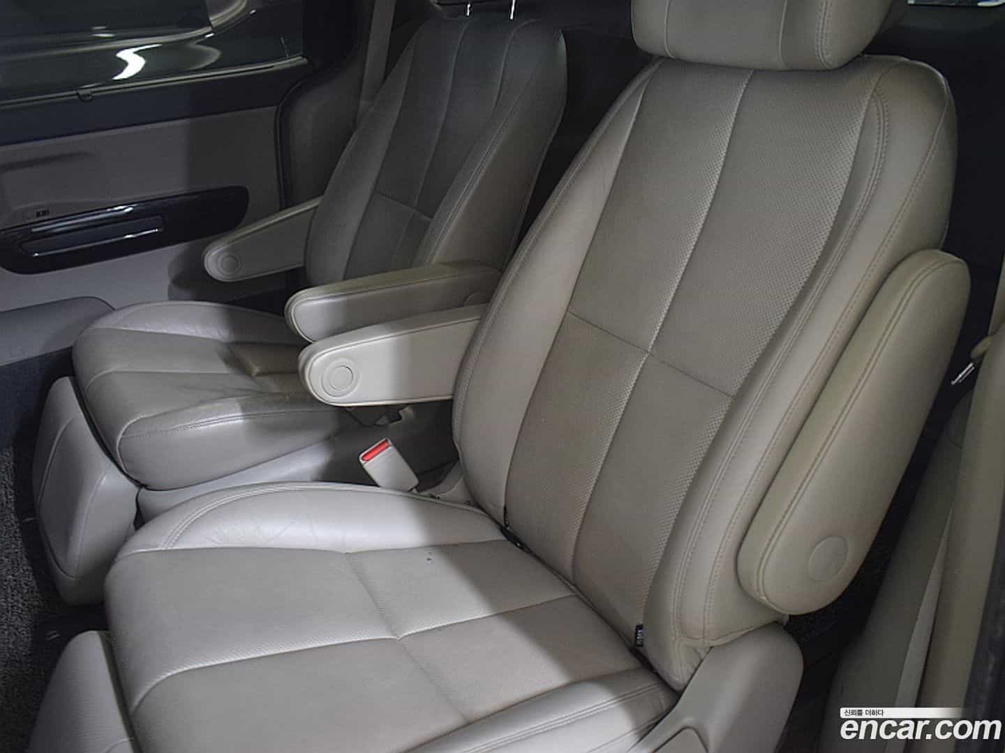 Canival Kia 2015.10-OUTER-004