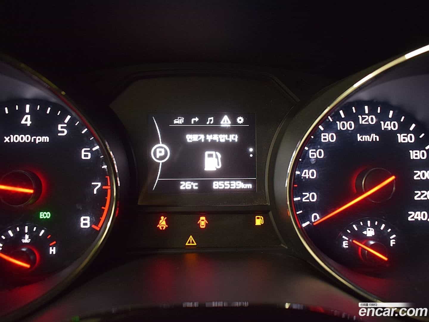 Canival Kia 2015.10-INNER-009