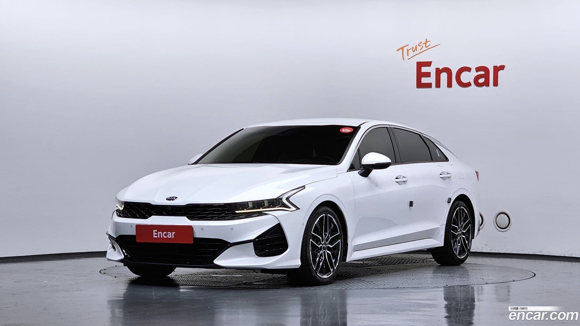 Main__Slider__Photo:K5 Kia 2021.1-0