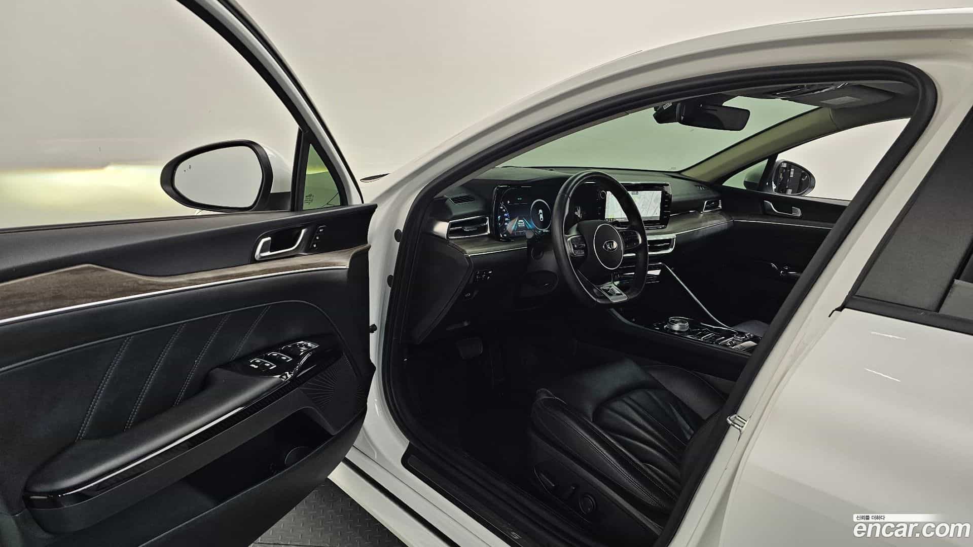 K5 Kia 2021.1-INNER-010