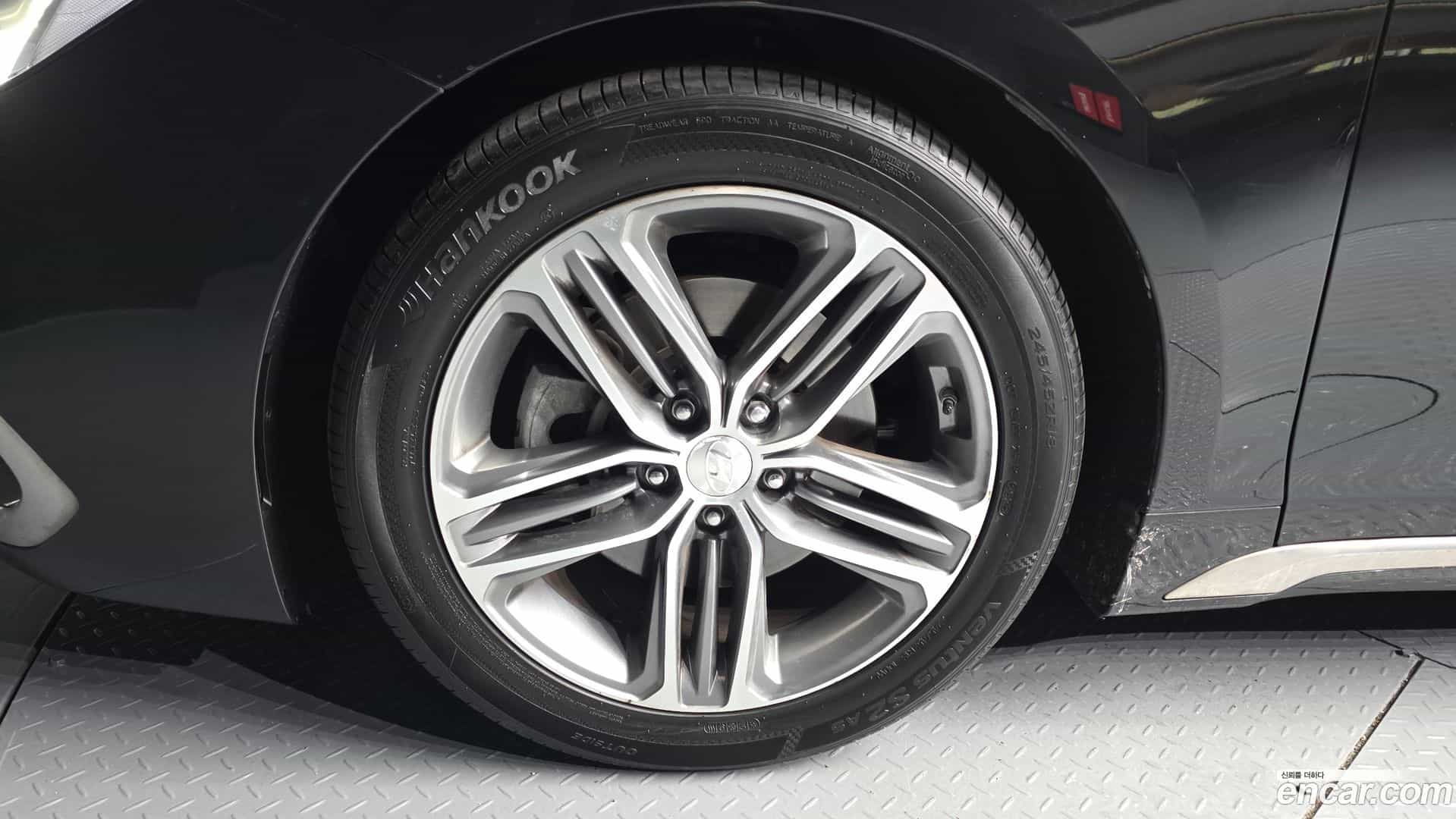 Grandeur Hyundai 2018.4-OUTER-005