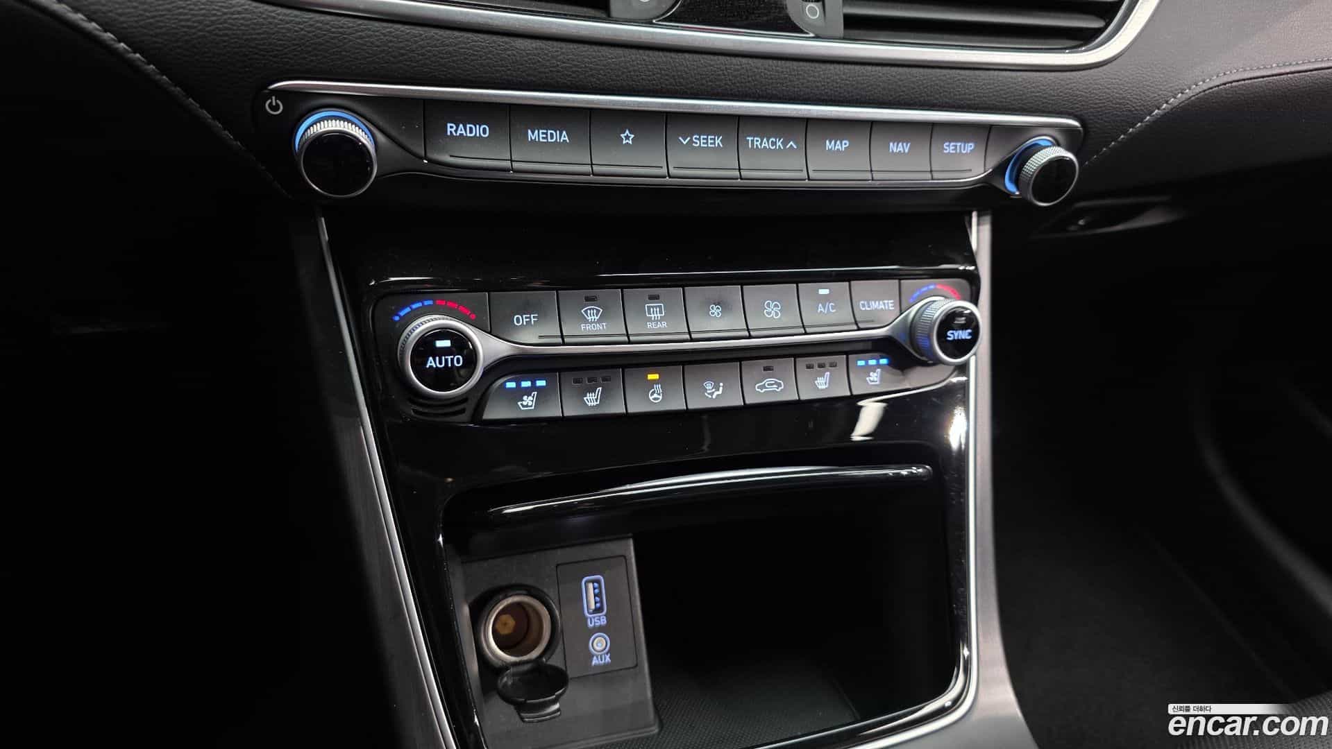 Grandeur Hyundai 2018.4-OPTION-021
