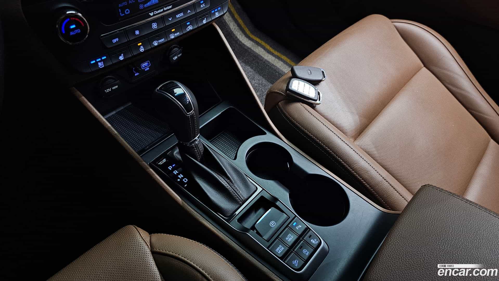 Tucson Hyundai 2016.8-INNER-009