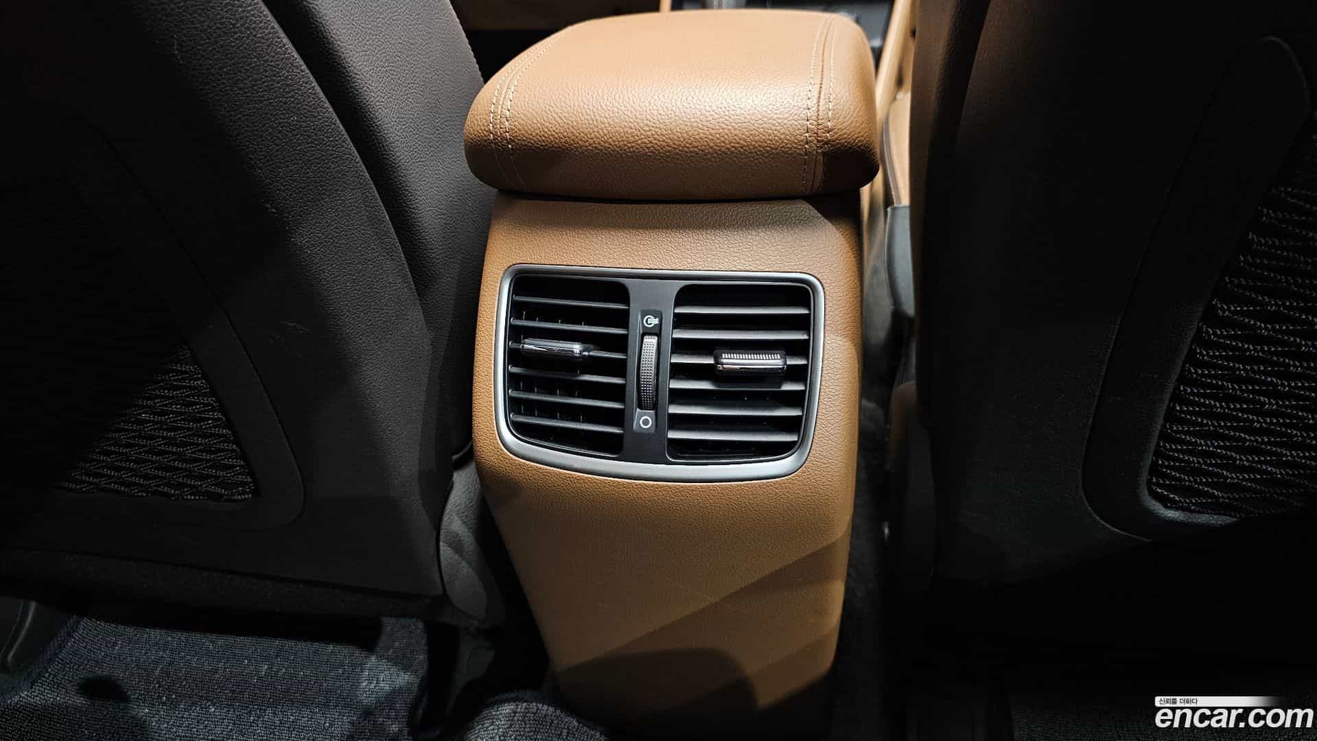 Tucson Hyundai 2016.8-OPTION-045