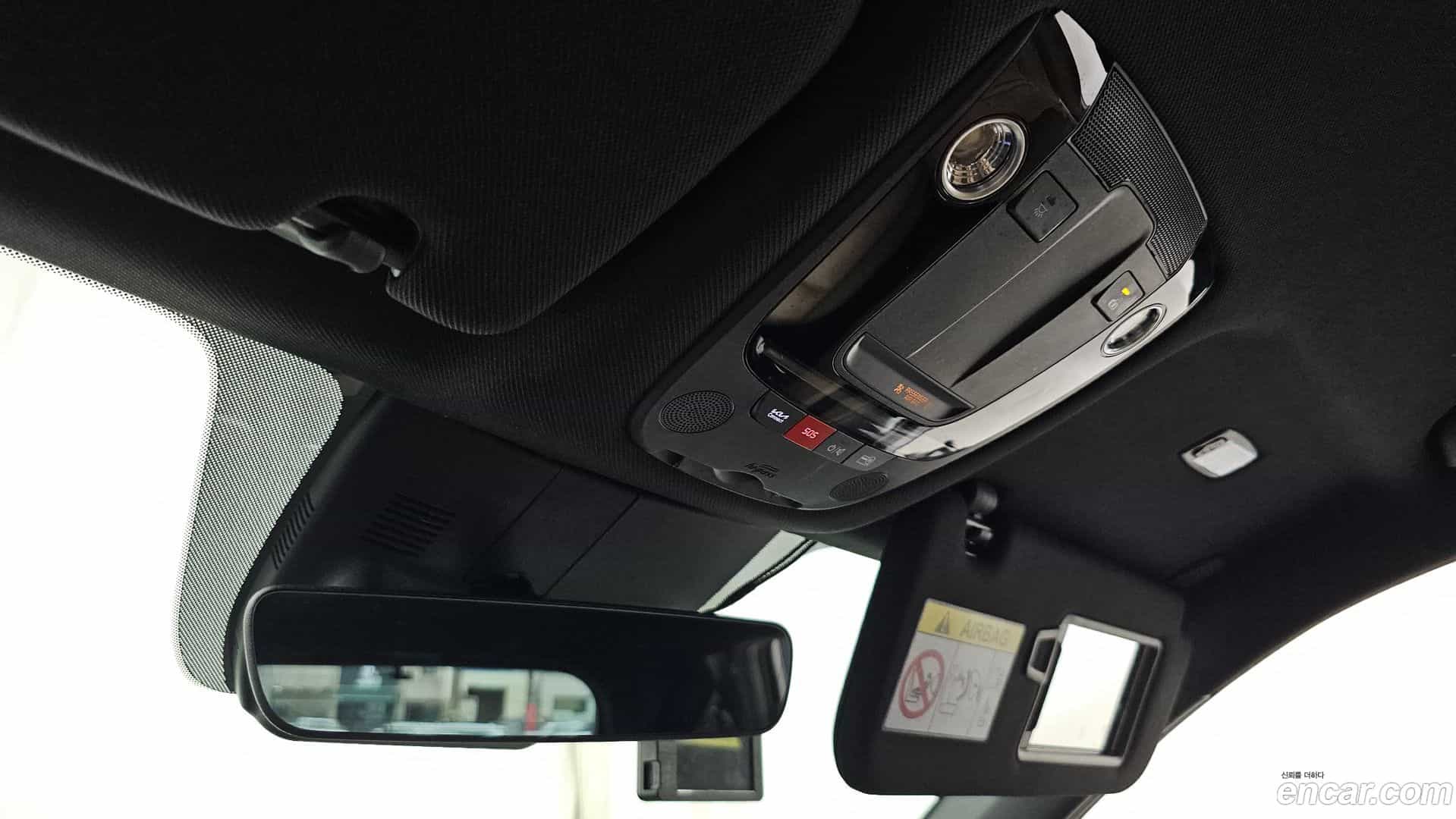 Sorento Kia 2023.8-OPTION-021