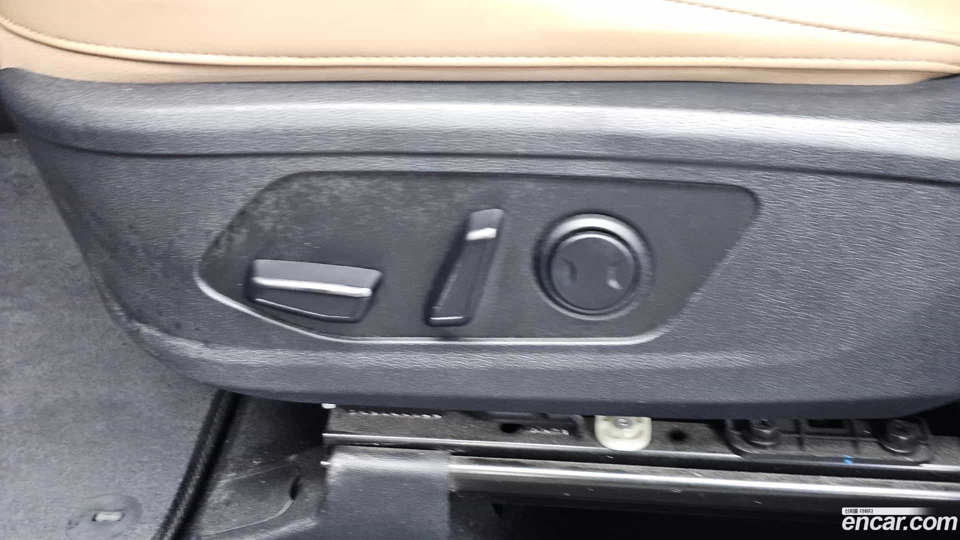 Sorento Kia 2023.8-INNER-036