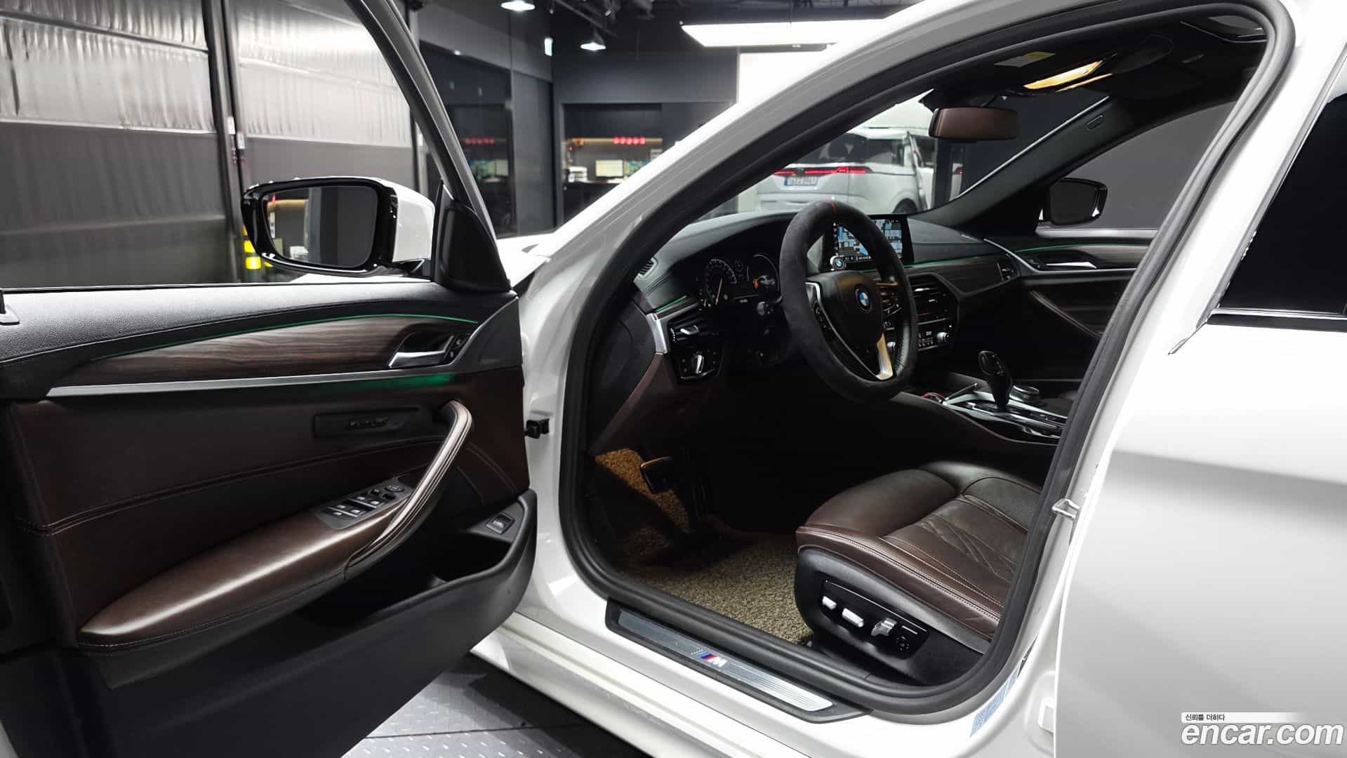 5-Series BMW 2017.3-INNER-010