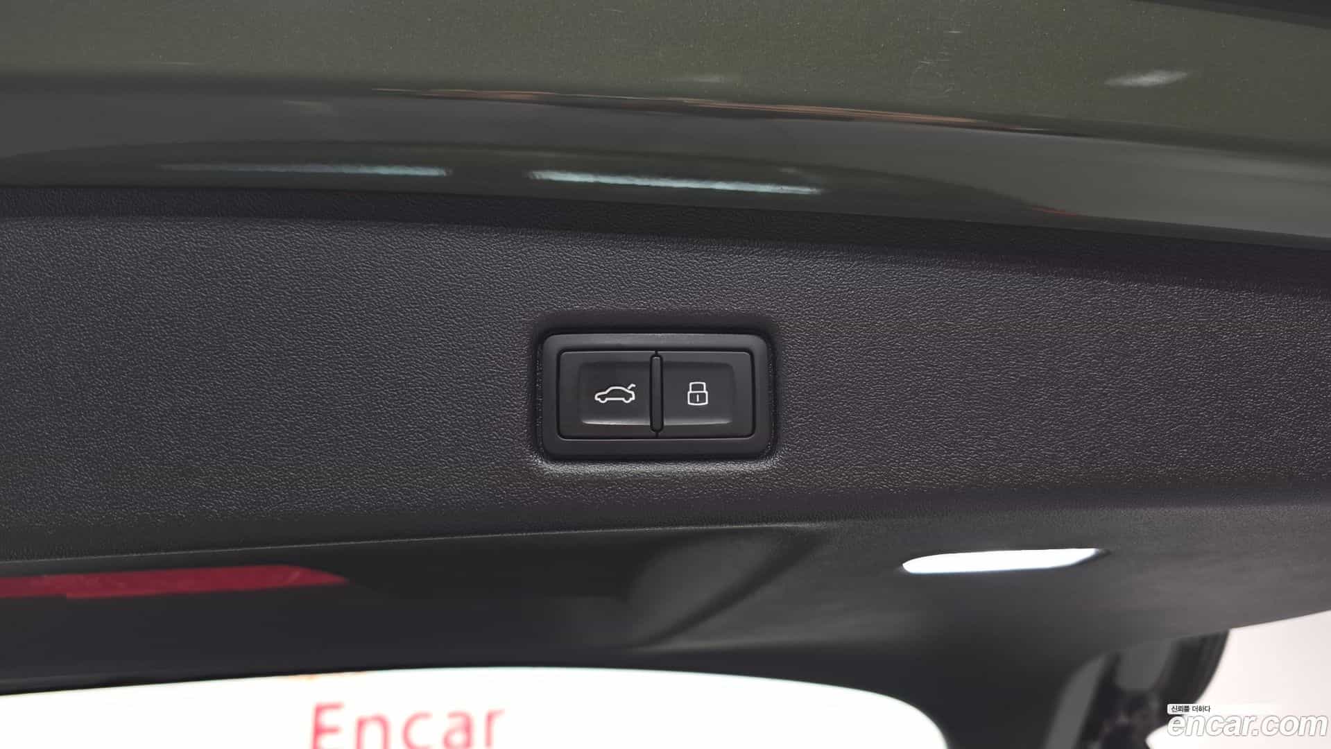 Q5 Audi 2025.5-OPTION-046