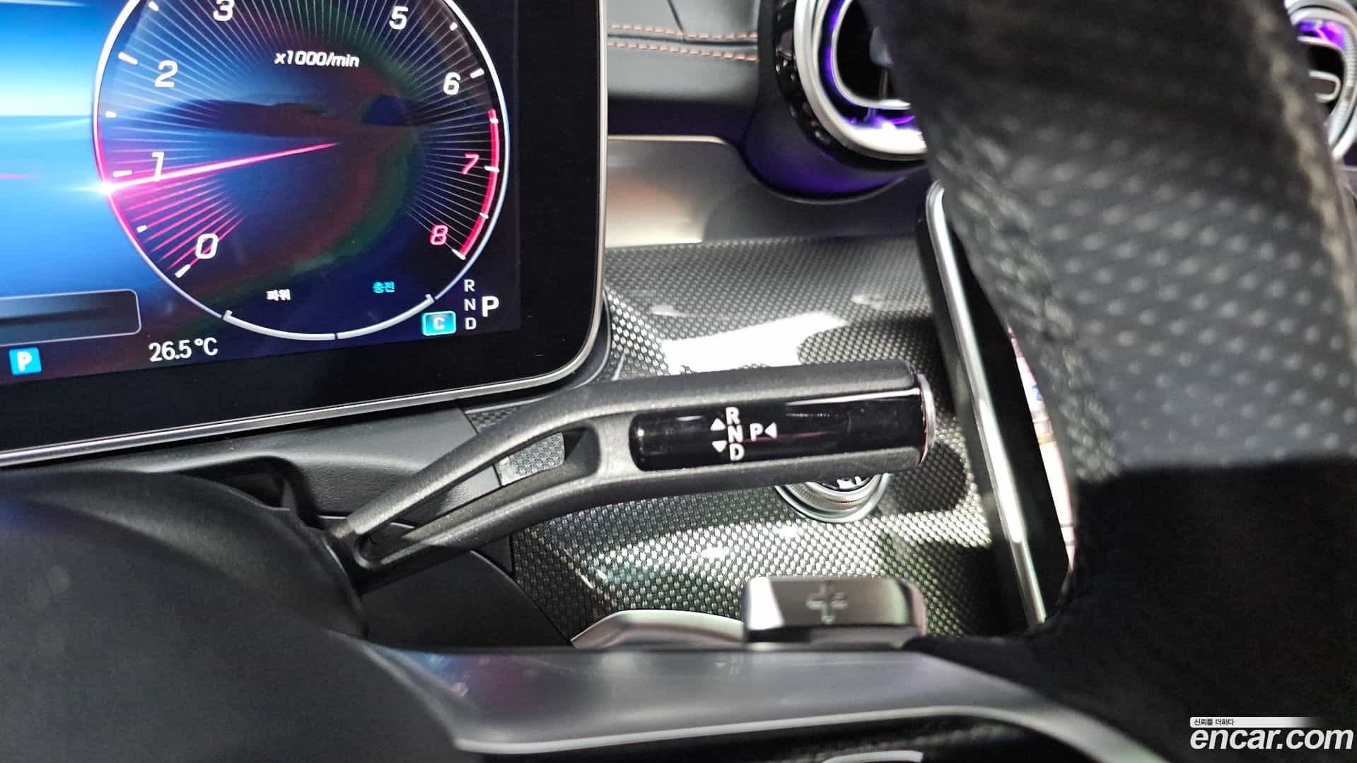 C-Class Mercedes-Benz 2023.4-INNER-009