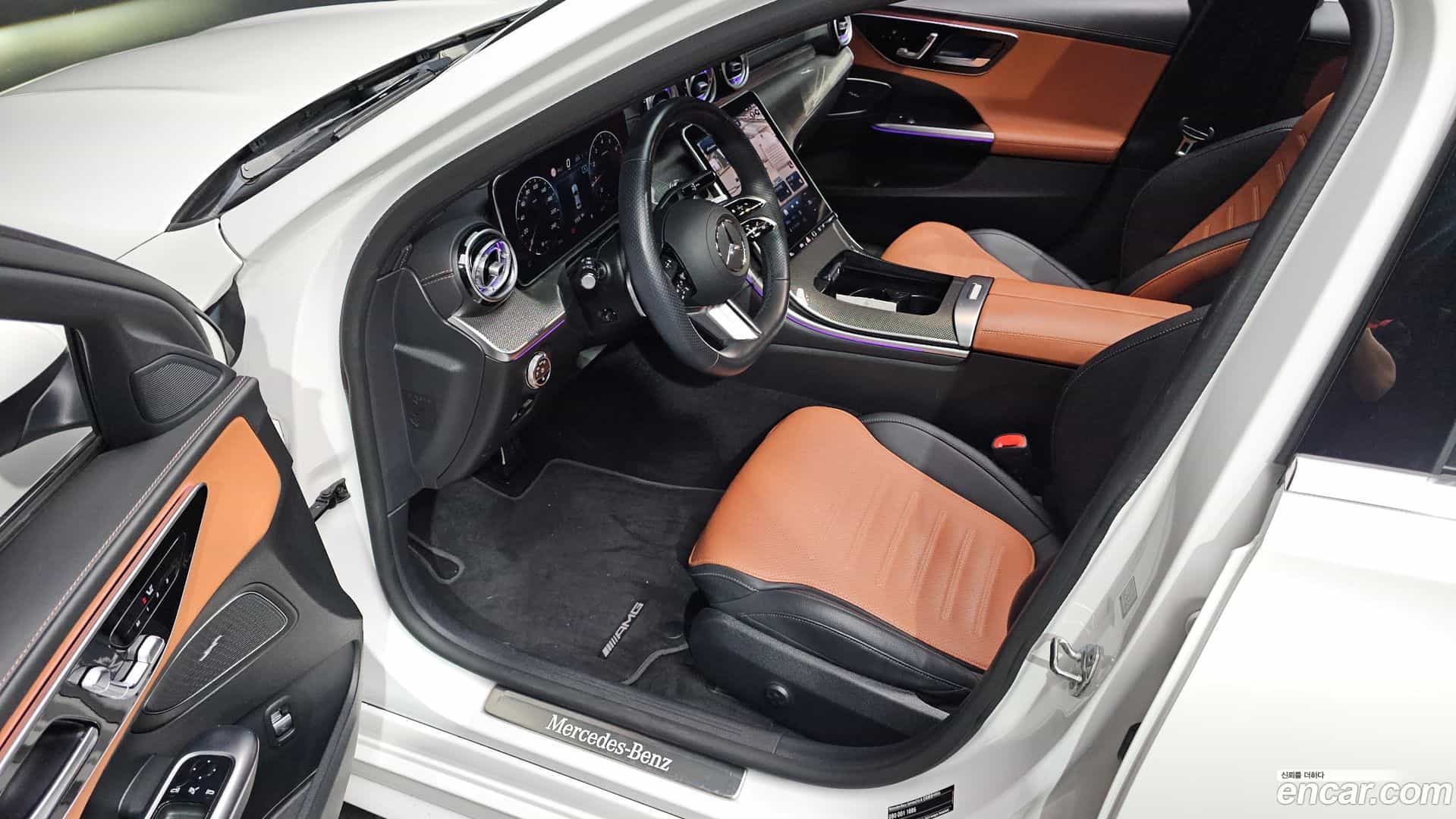 C-Class Mercedes-Benz 2023.4-INNER-010